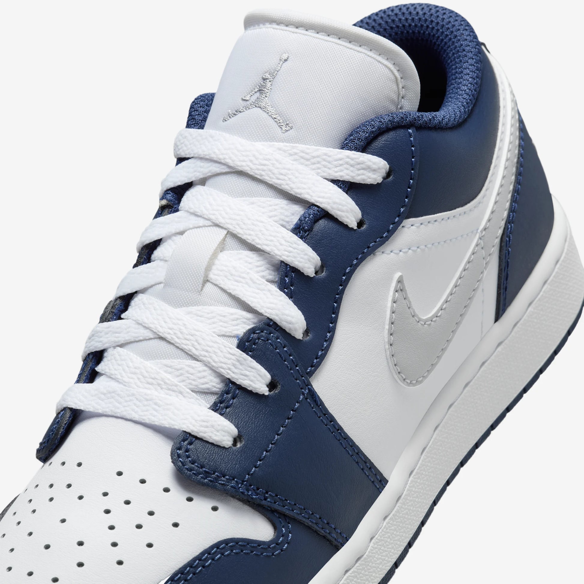 Jordan 1 Low Midnight Navy Wolf Grey (GS)