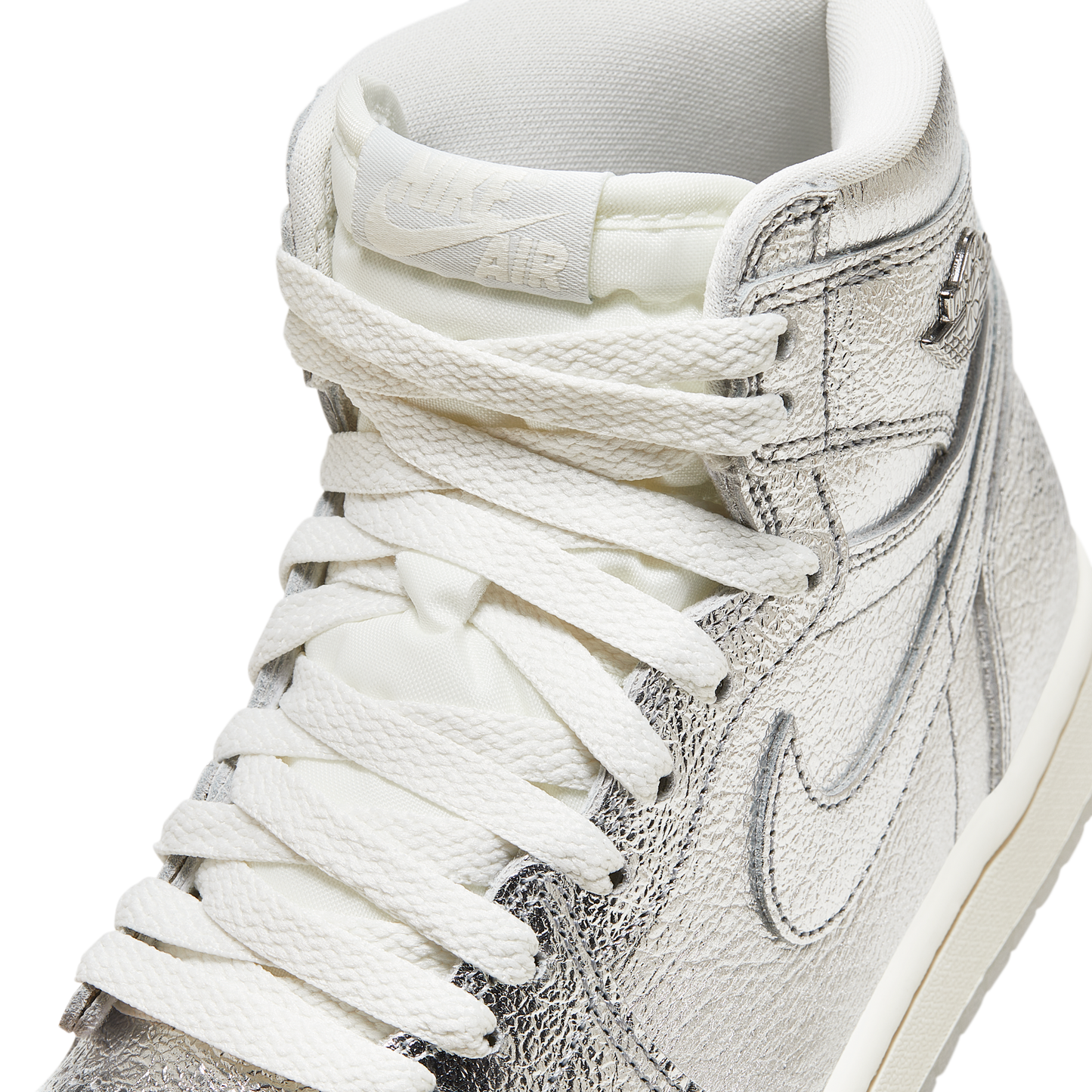 Jordan 1 Retro High OG Chrome (Women's)