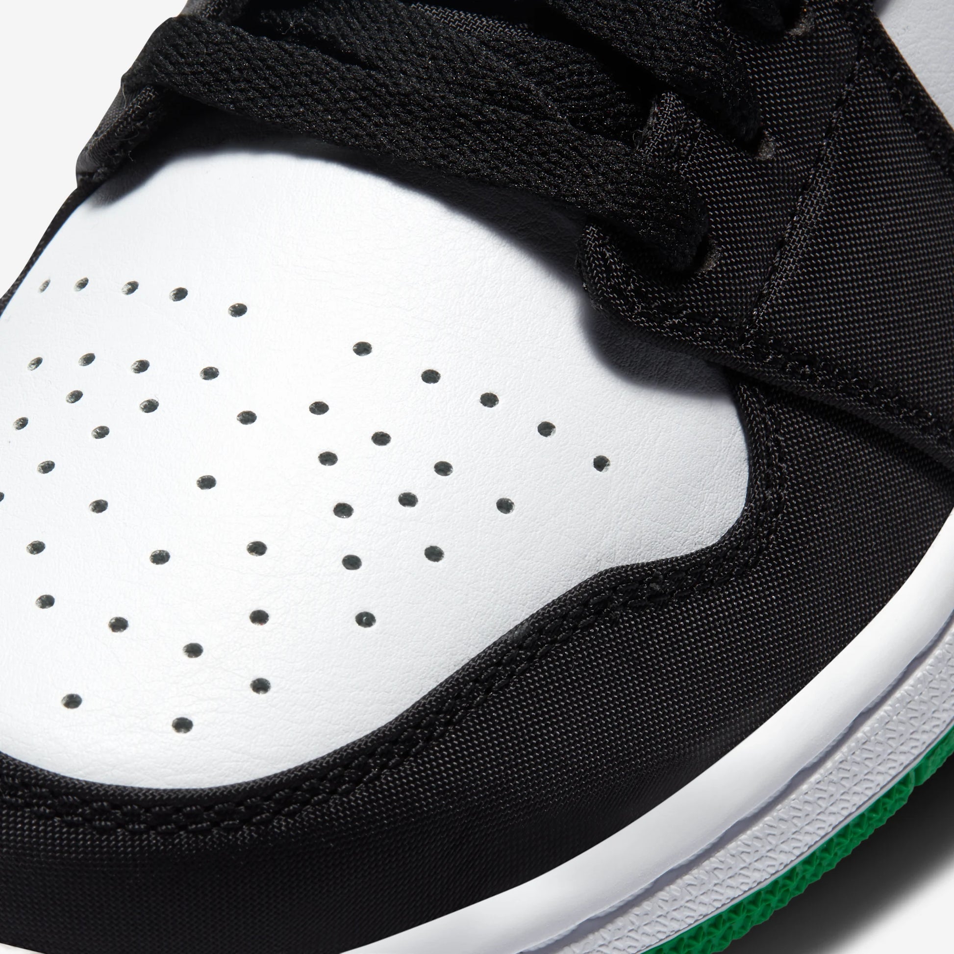 Jordan 1 Mid Oakland