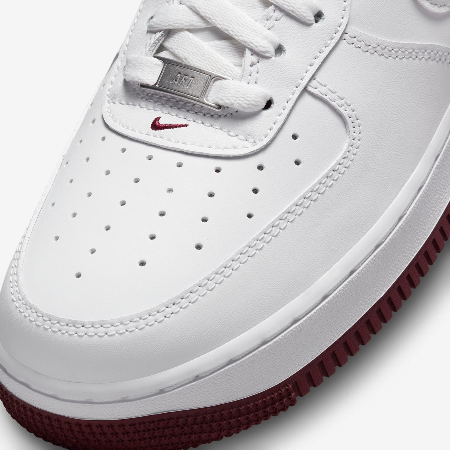 Nike Air Force 1 Low '07 White Dark Beetroot