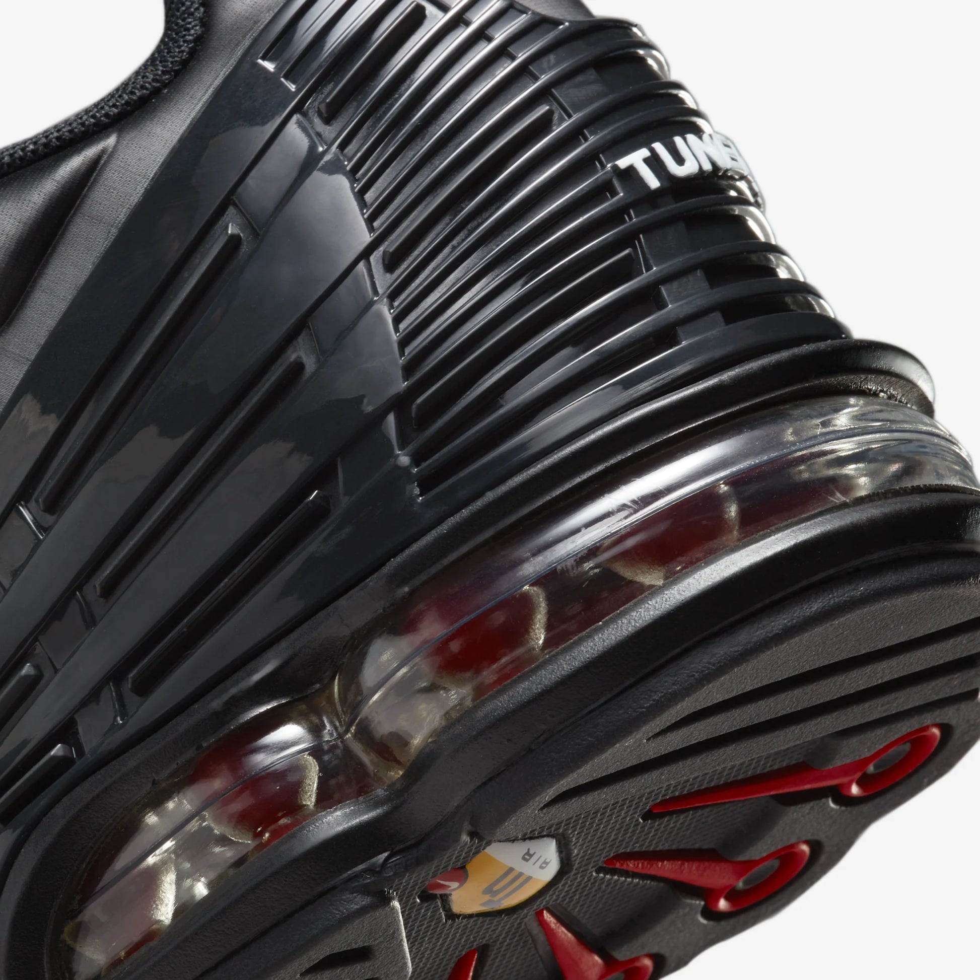 Nike Air Max Plus 3 Black Reflective Silver University Red