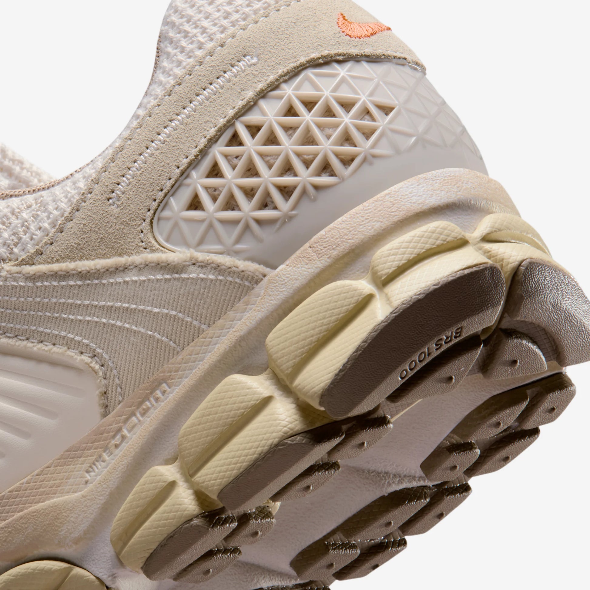 Nike Zoom Vomero 5 Sashiko Pale Ivory