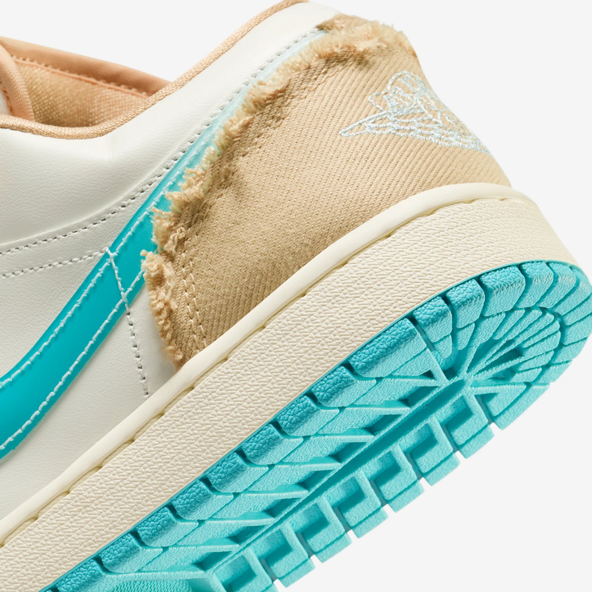 Jordan 1 Low SE Wave (Women's)