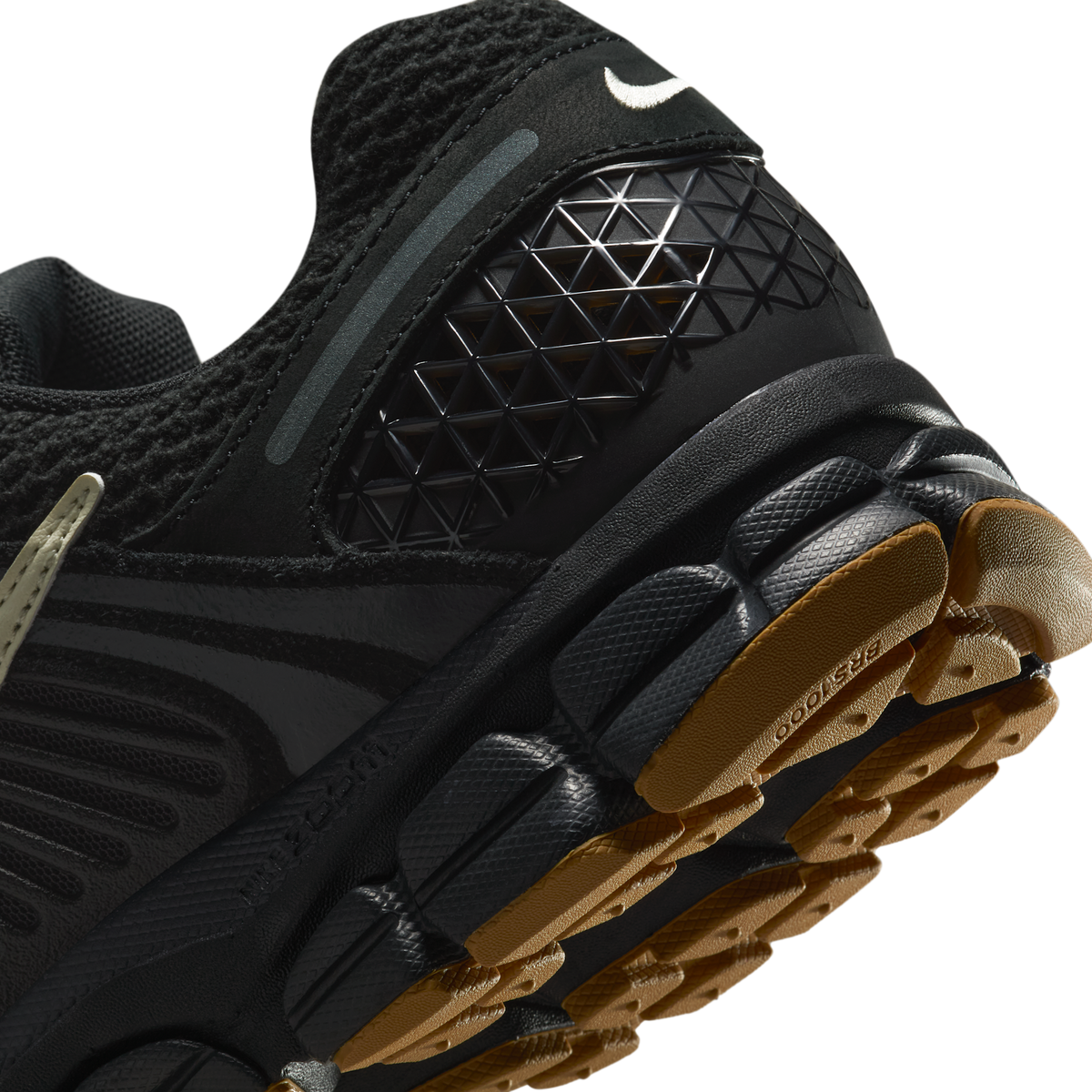 Nike Zoom Vomero 5 Black Gum