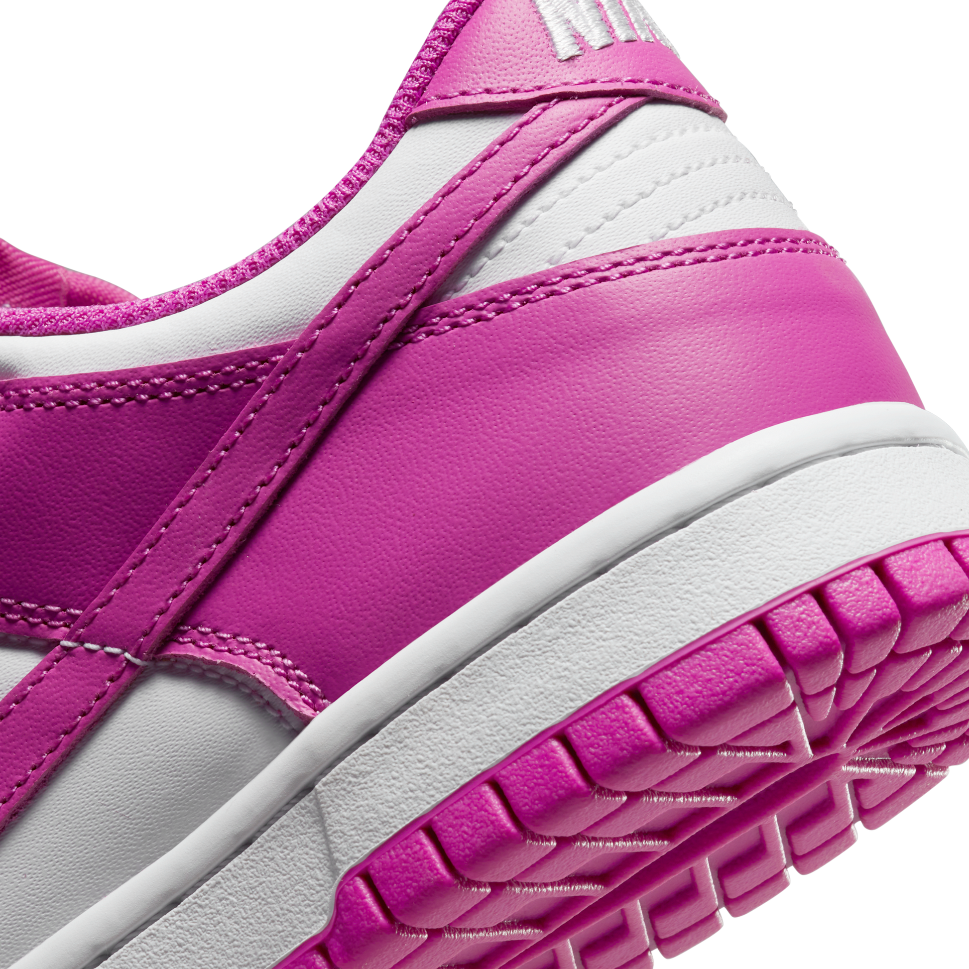 Dunk Low Active Fuchsia