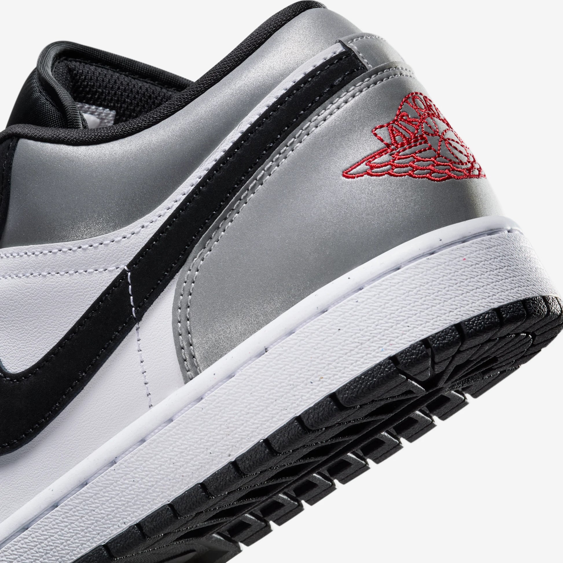 Jordan 1 Low SE White Fire Red Black Matte Silver