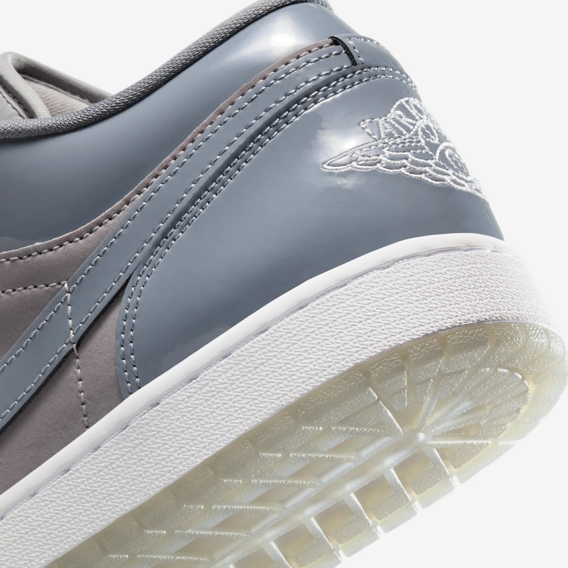 Jordan 1 Low SE Medium Grey Cool Grey White