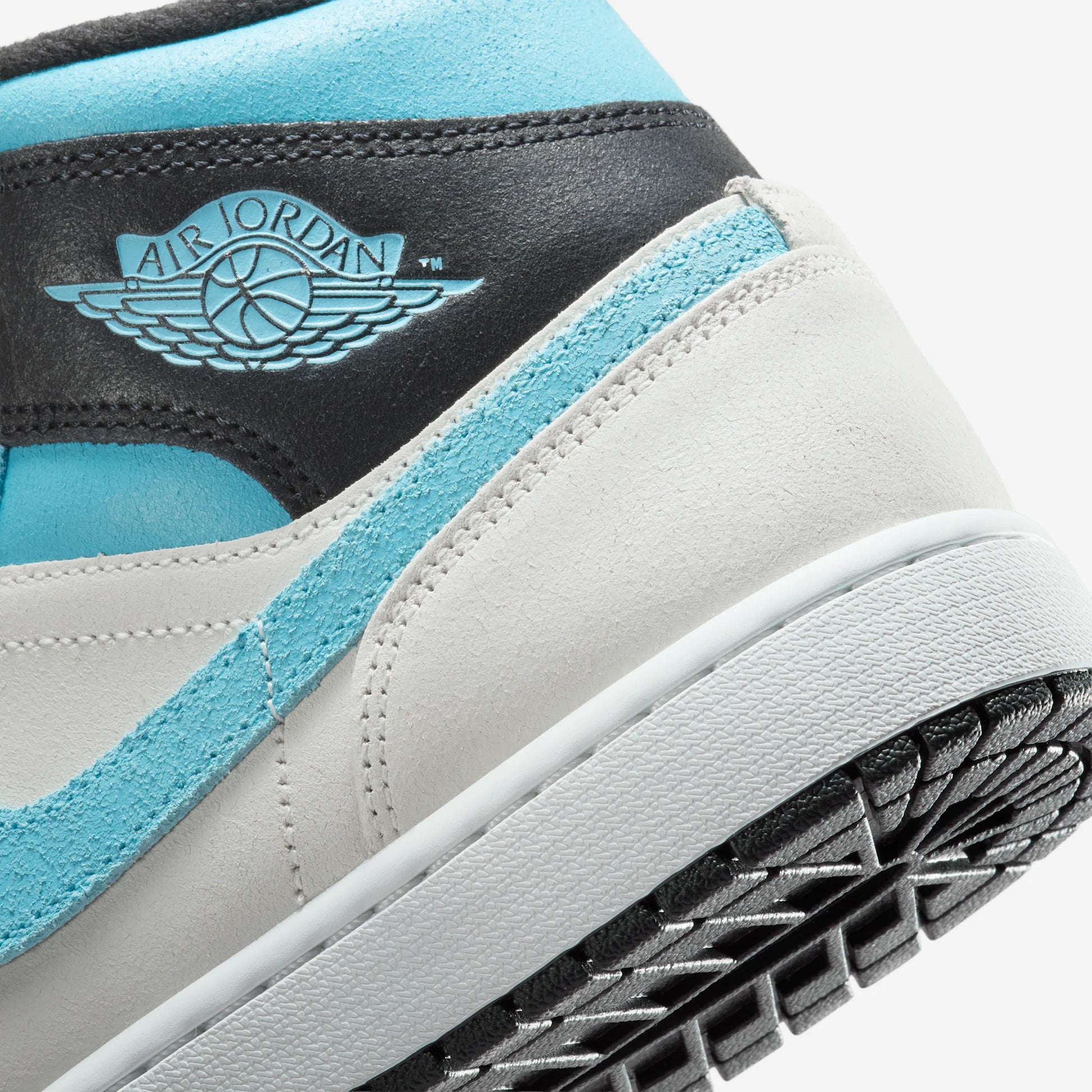 Jordan 1 Mid SE Blue Chill