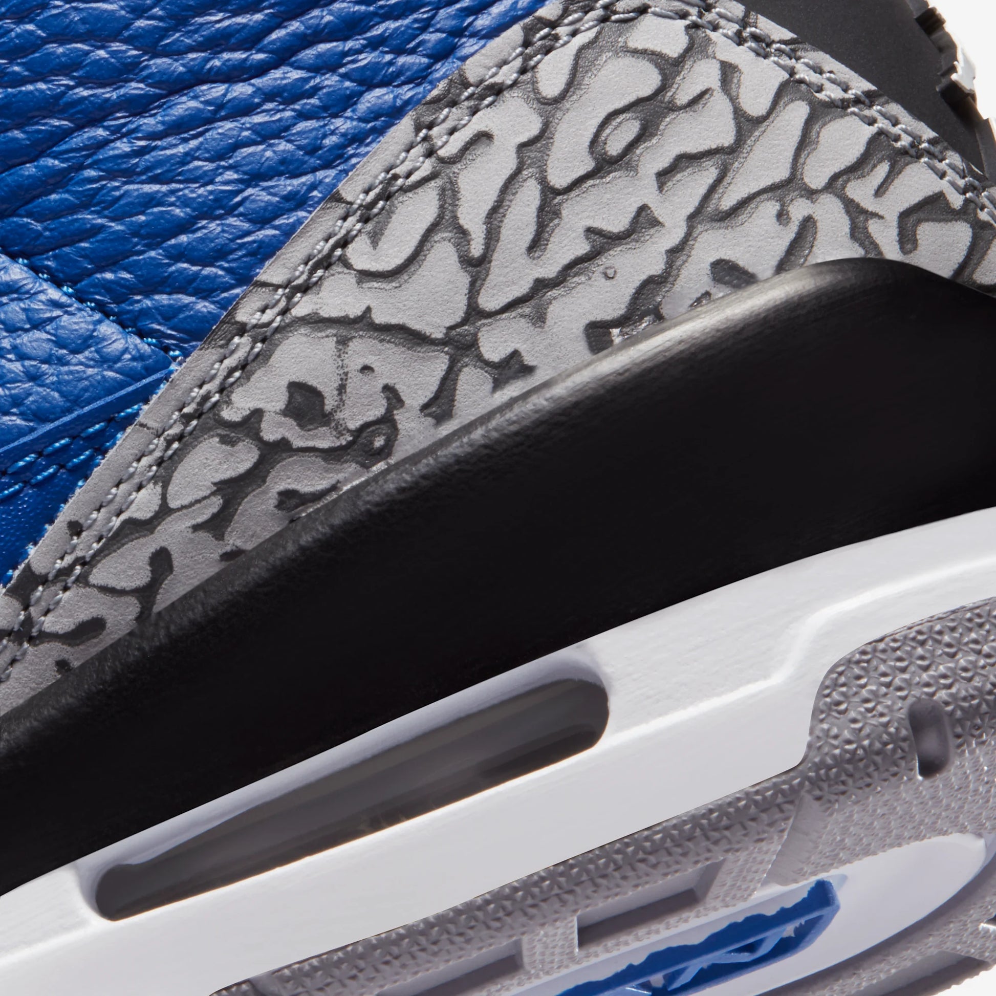 Jordan 3 Retro Varsity Royal Cement