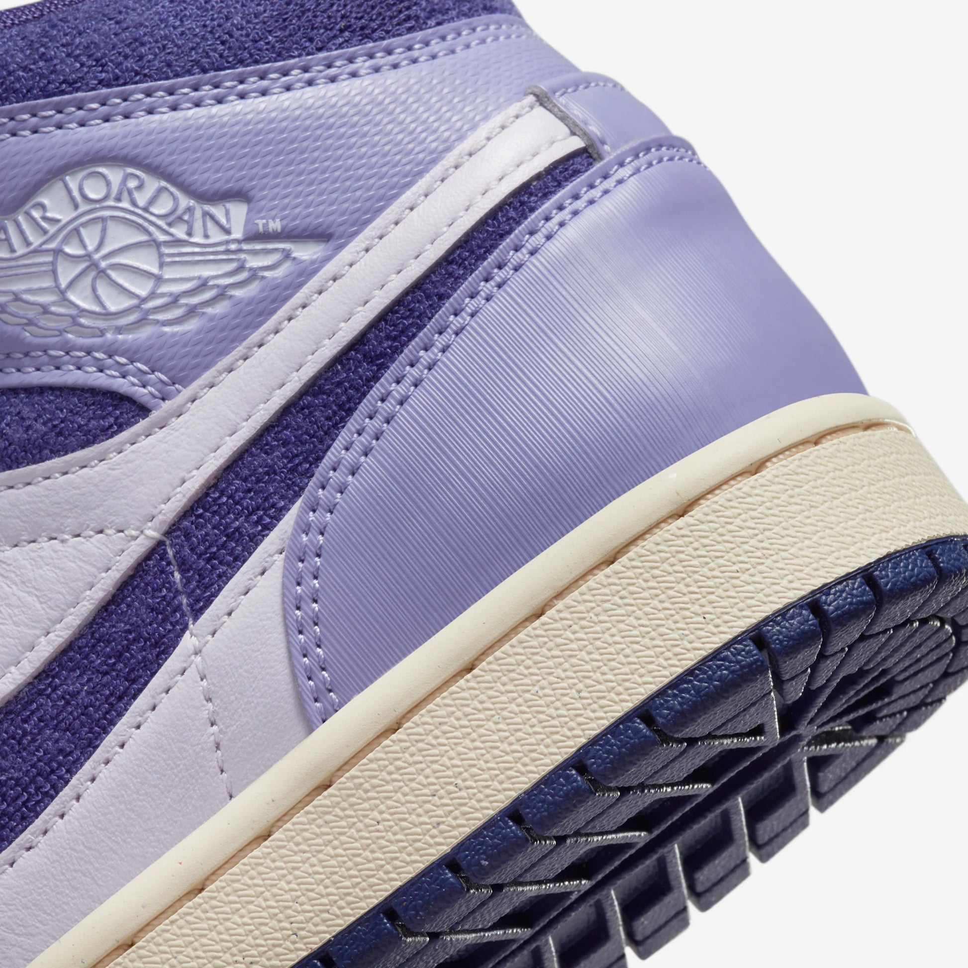 Jordan 1 Mid SE Chenille Sky J Light Purple (Women's)