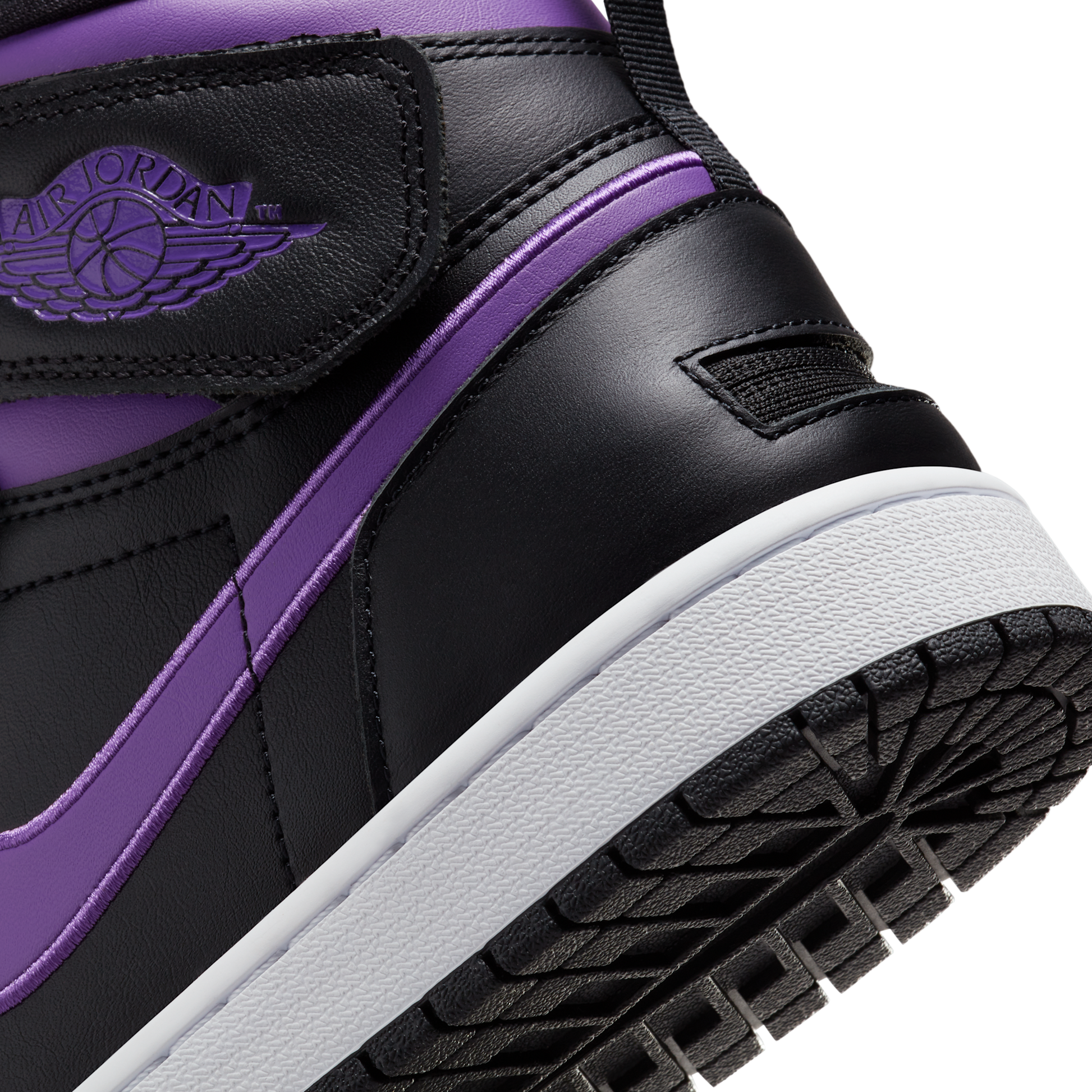 Jordan 1 High FlyEase Black Bright Violet