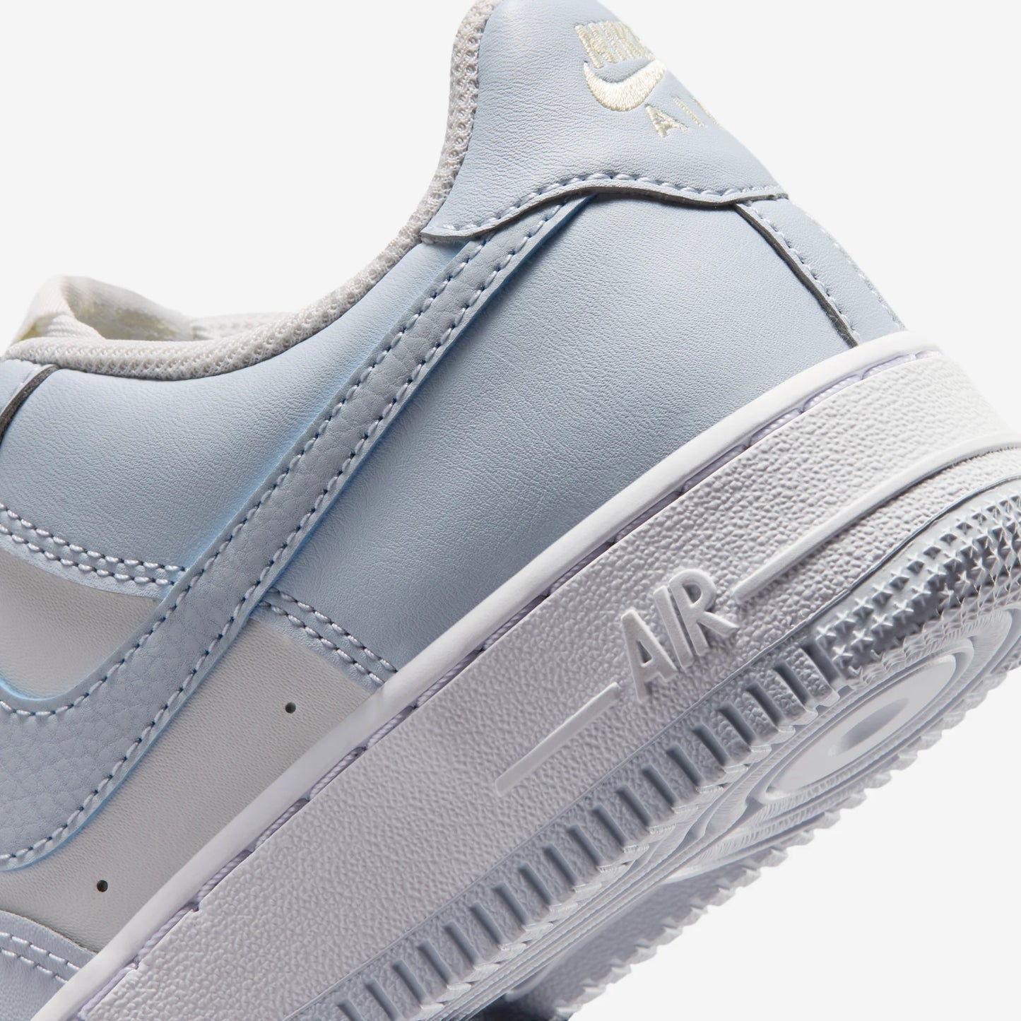Nike Air Force 1 Low Platinum Tint Alabaster Aura (GS)