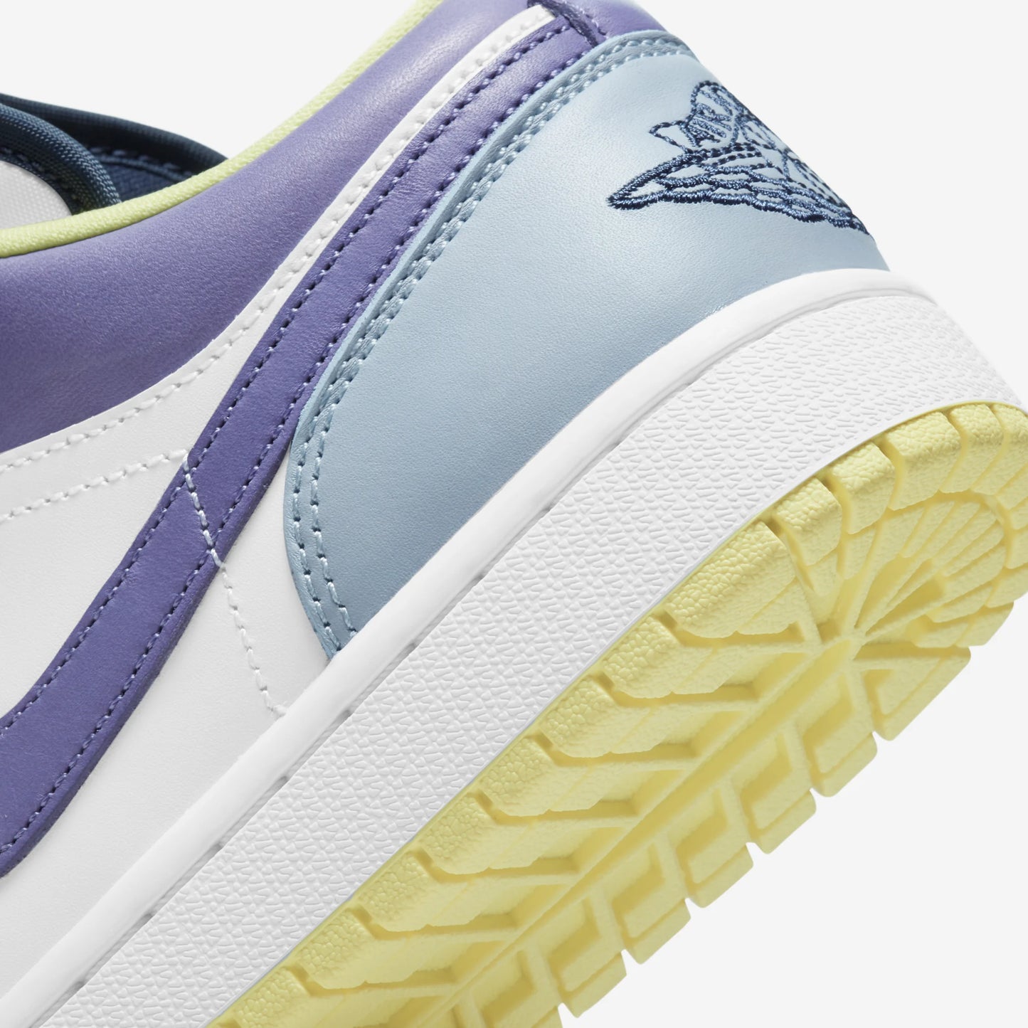 Jordan 1 Low Purple Magenta (Women's)