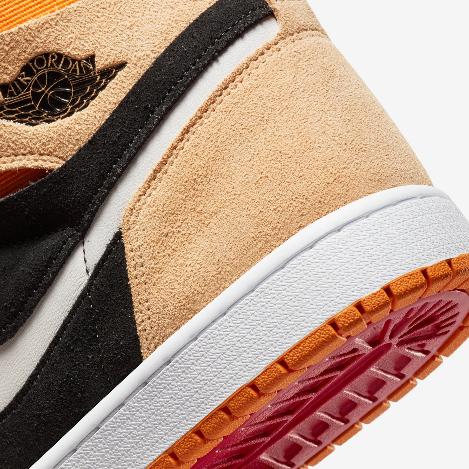 Jordan 1 High Zoom Air CMFT Pumpkin Spice