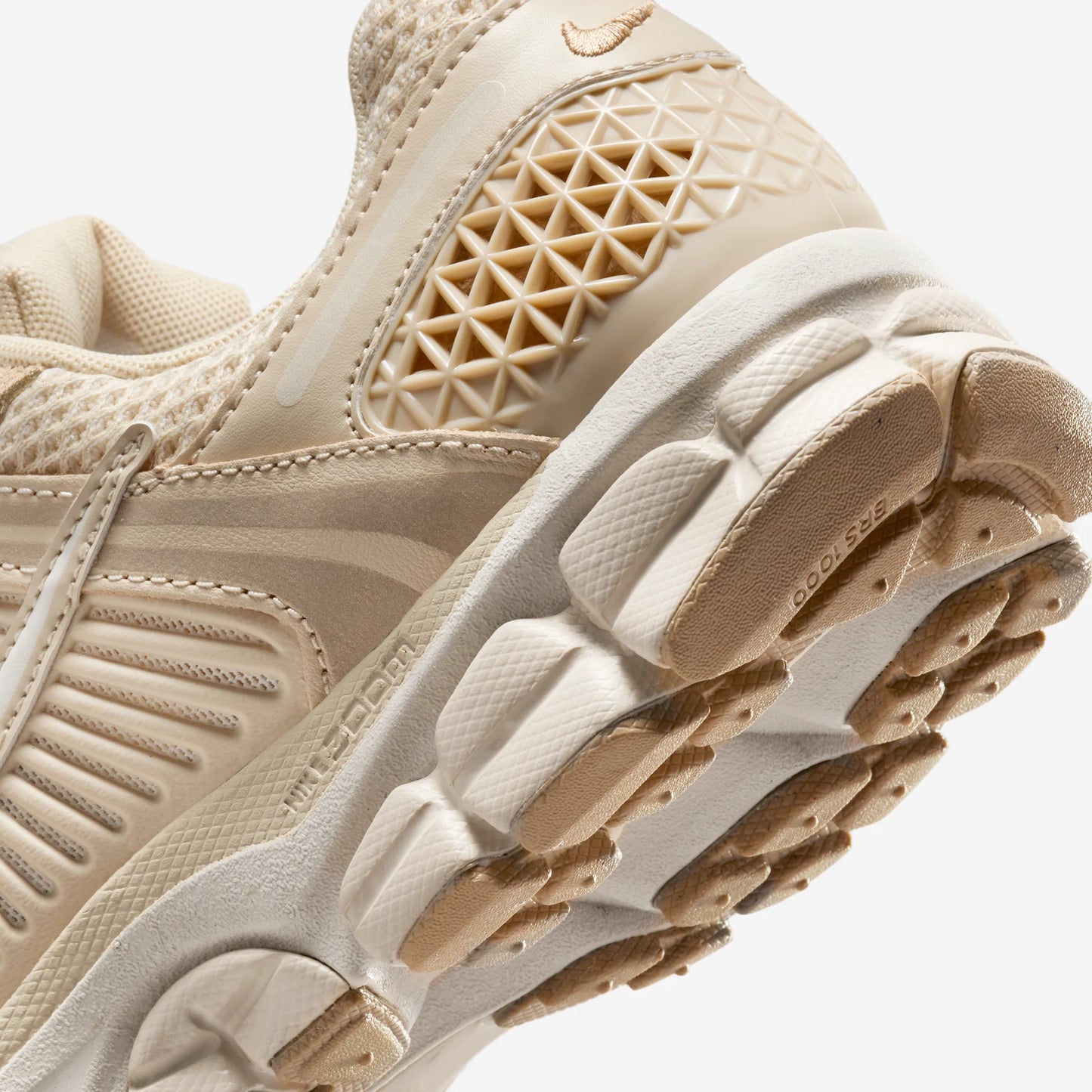 Nike Zoom Vomero 5 Phantom Sand Drift (Women's)