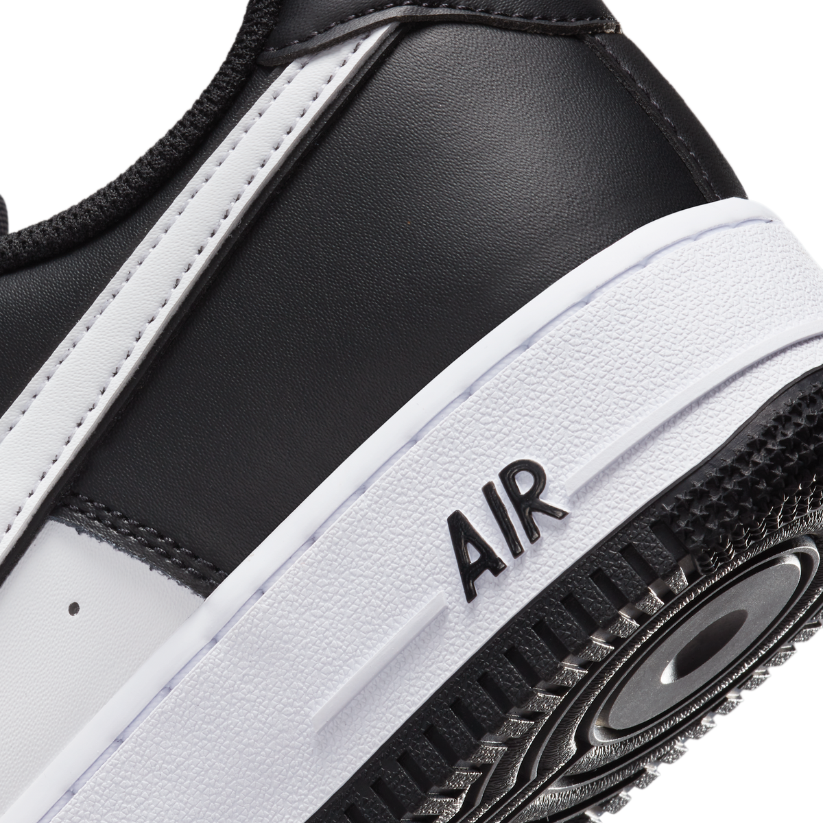 Nike Air Force 1 Low '07 White Swoosh Panda
