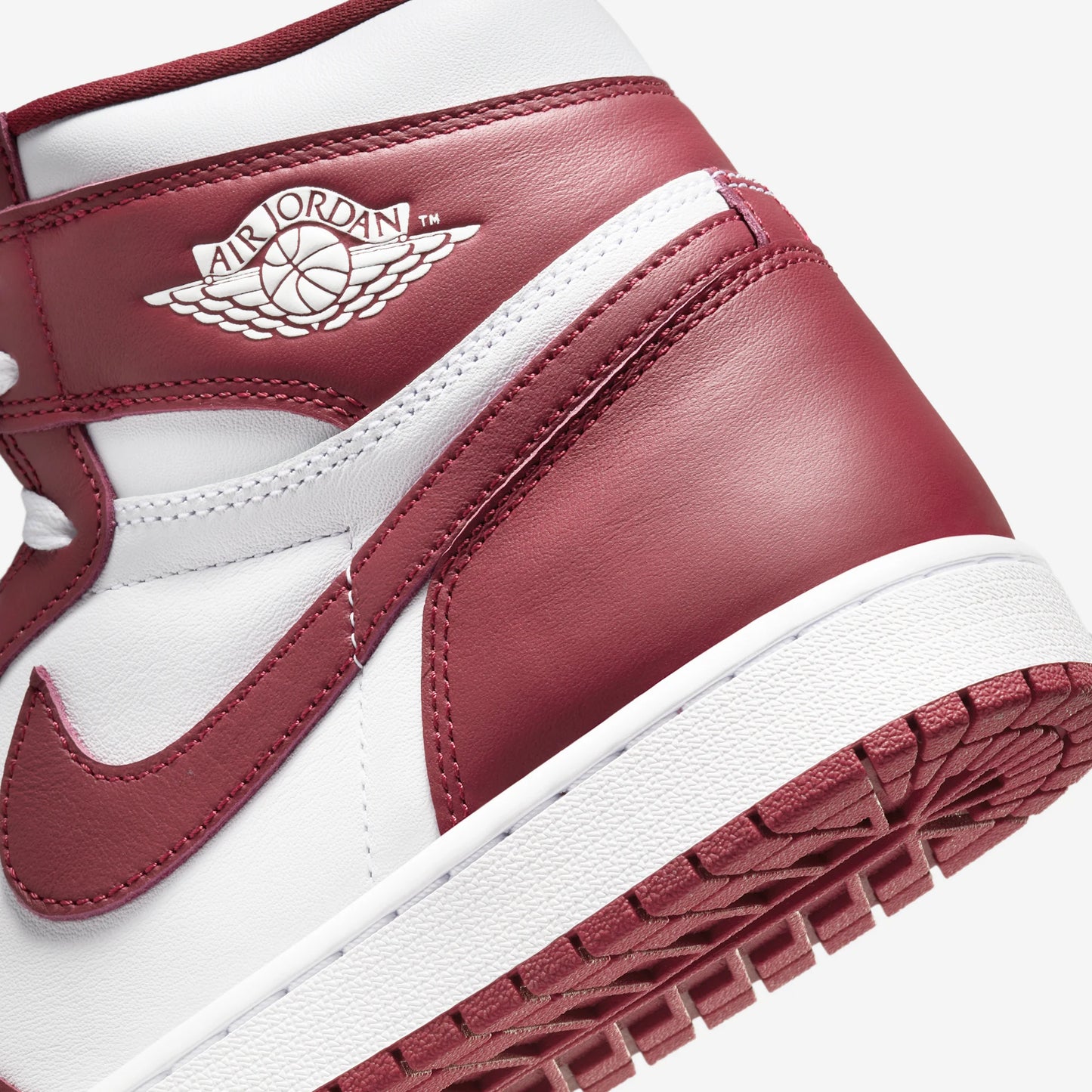 Jordan 1 Retro High OG Artisanal Team Red