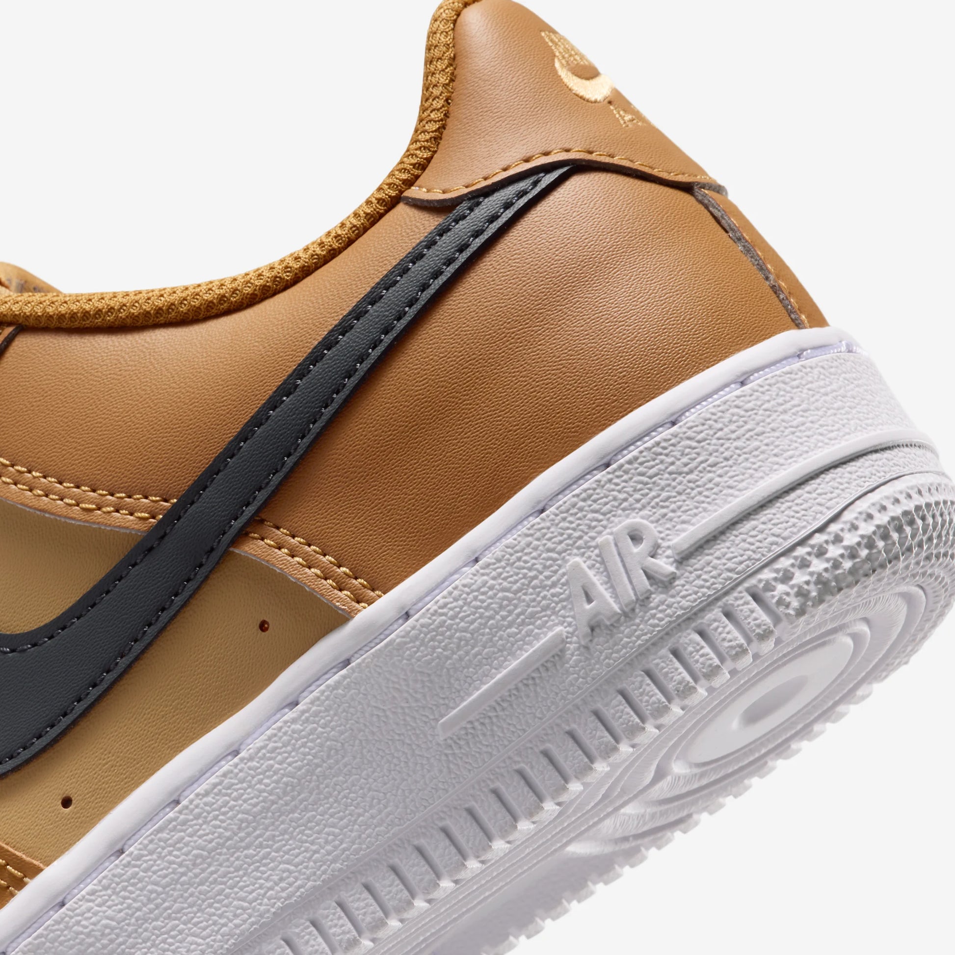 Nike Air Force 1 Low Wheat Club Gold White Anthracite (GS)
