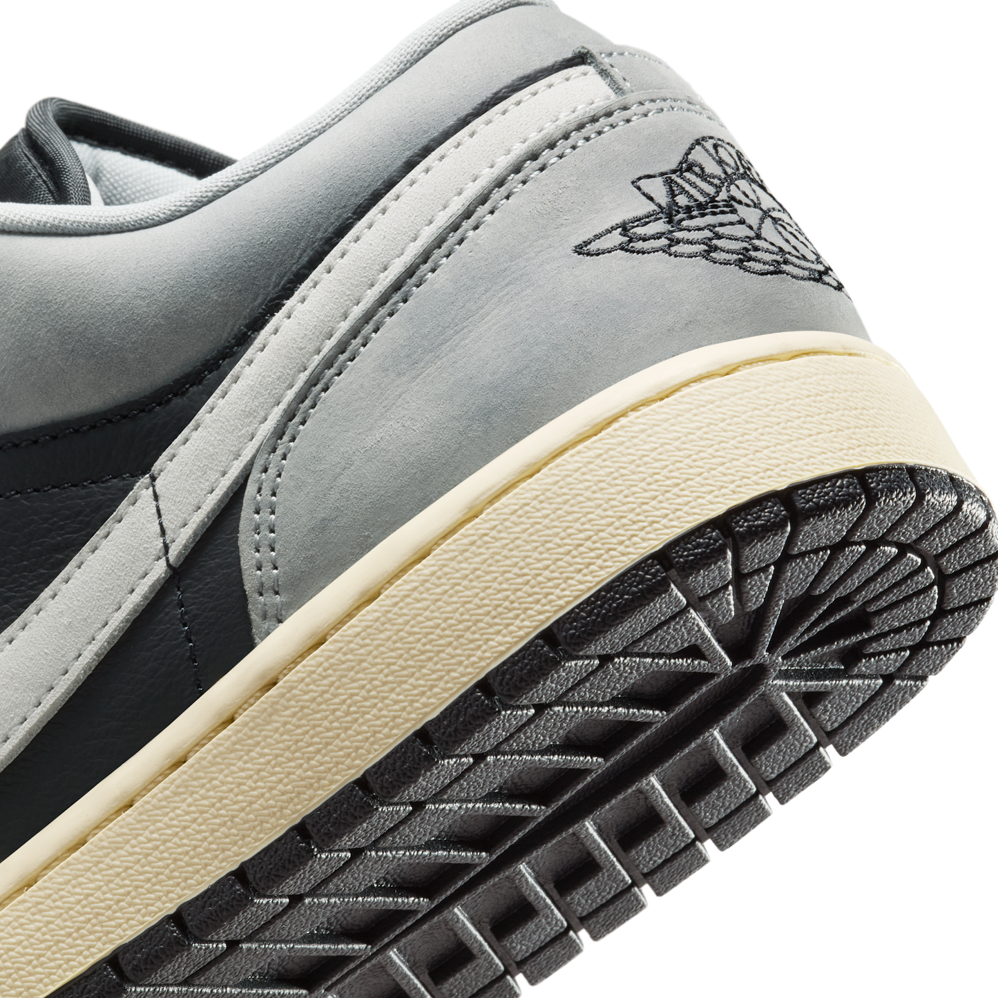 Jordan 1 Low Light Smoke Grey Off Noir