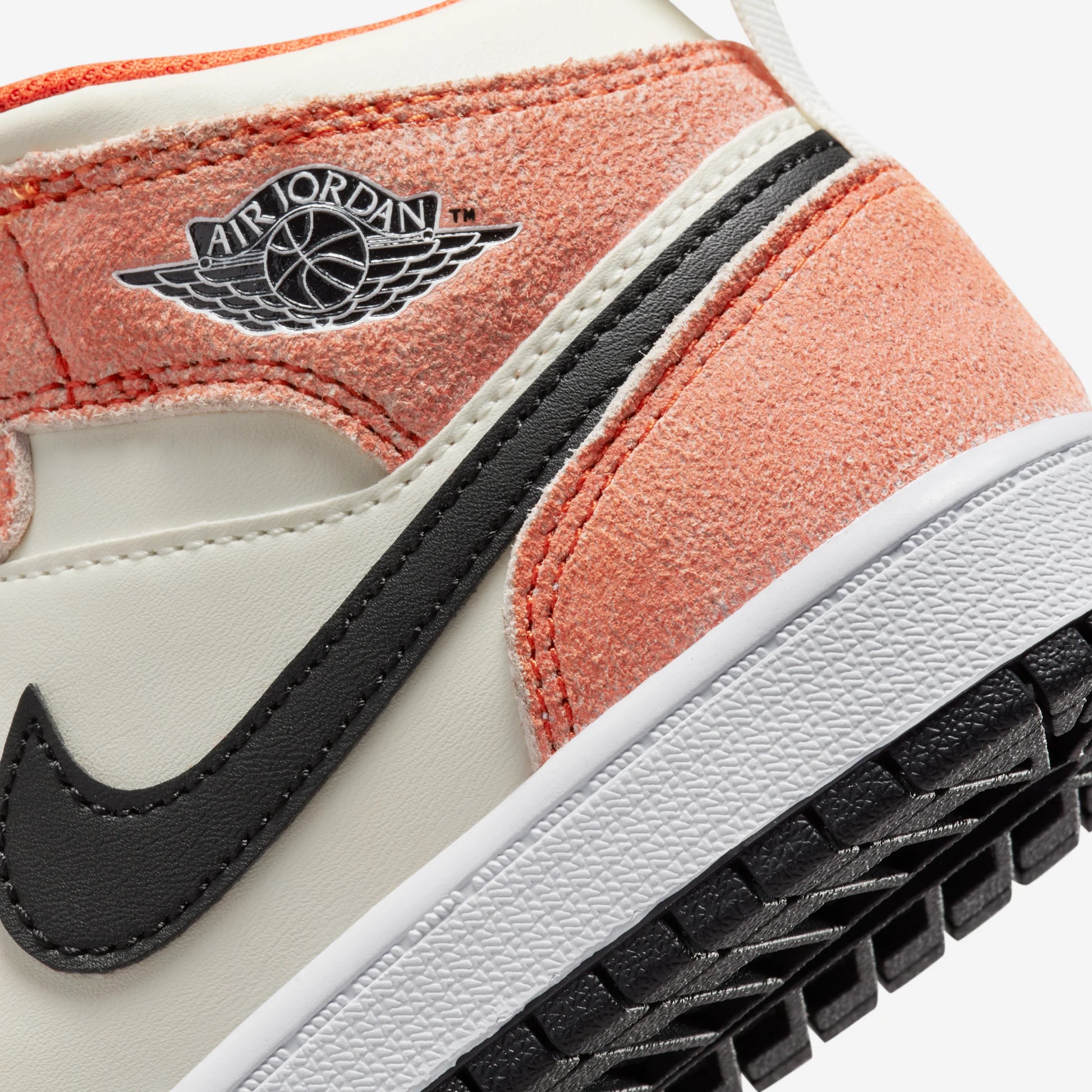 Jordan 1 Mid SE Orange Suede (PS)