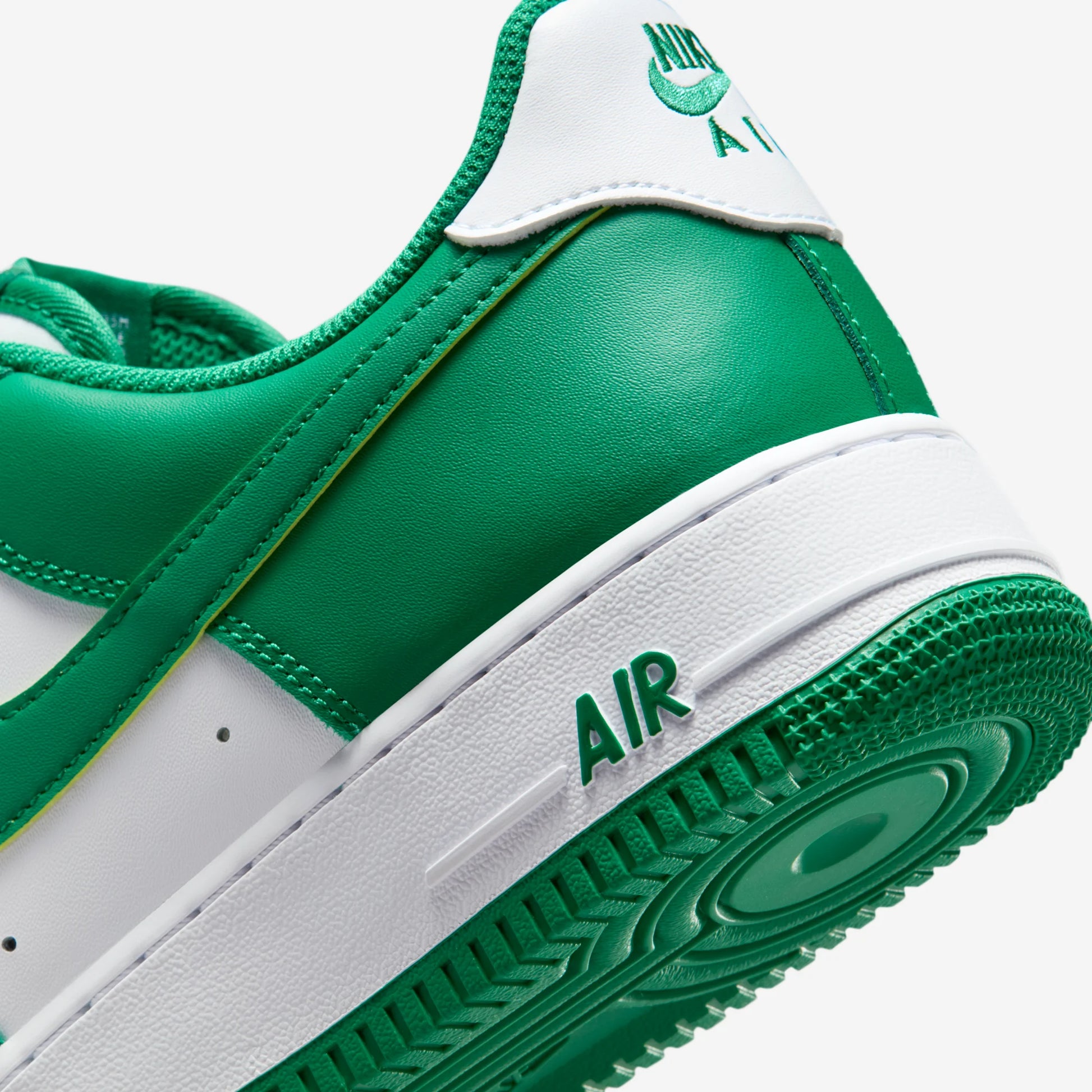 Nike Air Force 1 Low '07 Malachite White