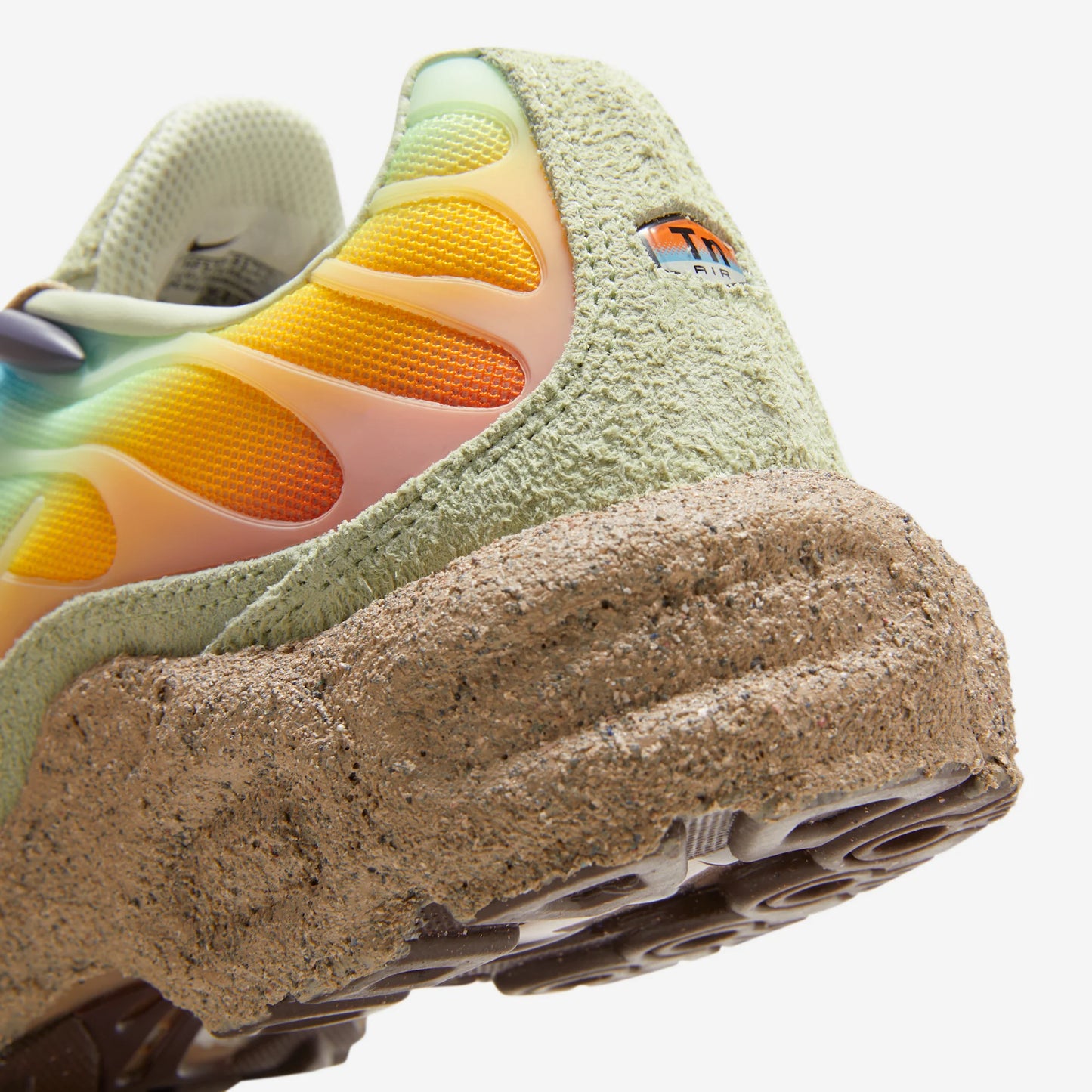 Nike Air Max Plus Sandy Sunset