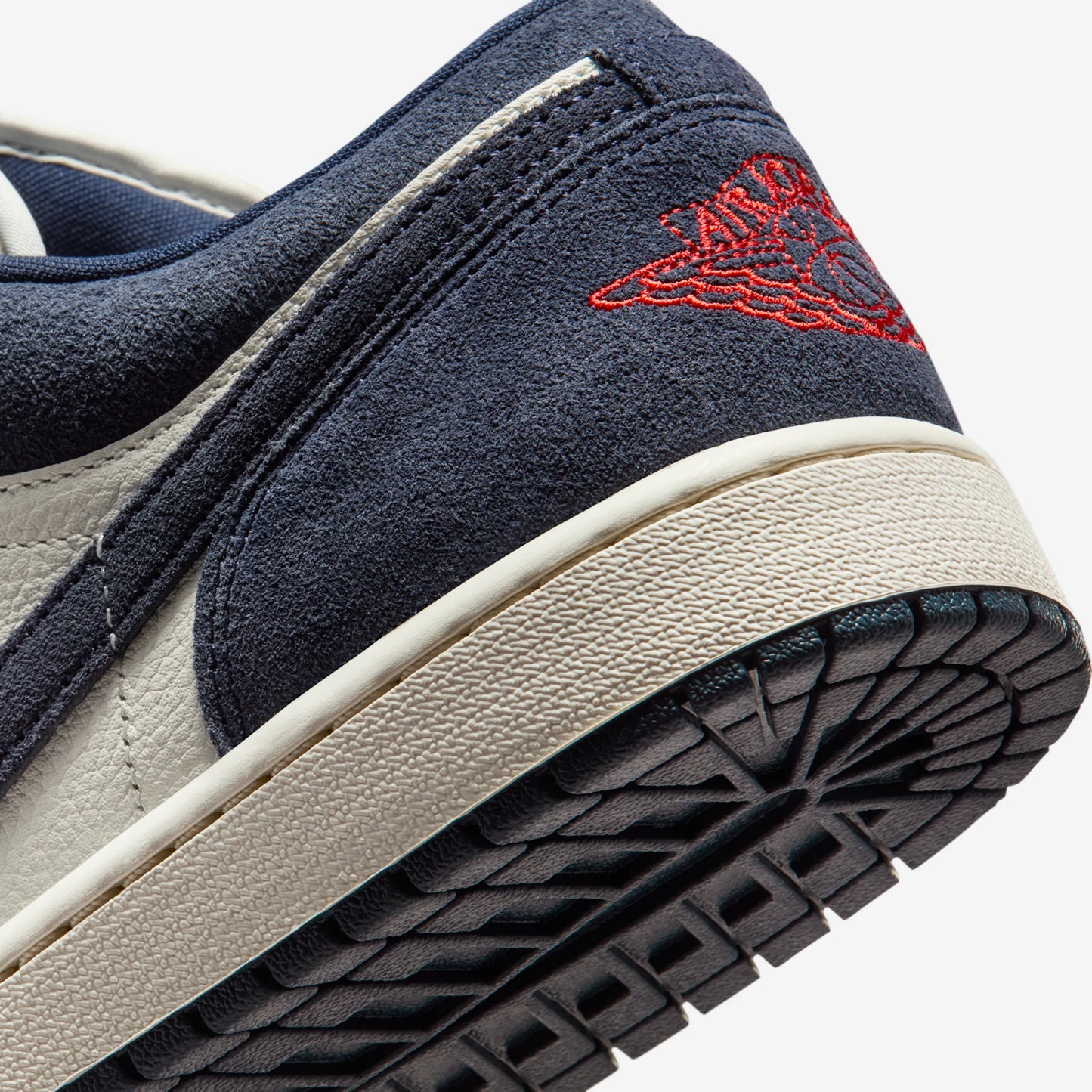 Jordan 1 Low SE Obsidian Suede