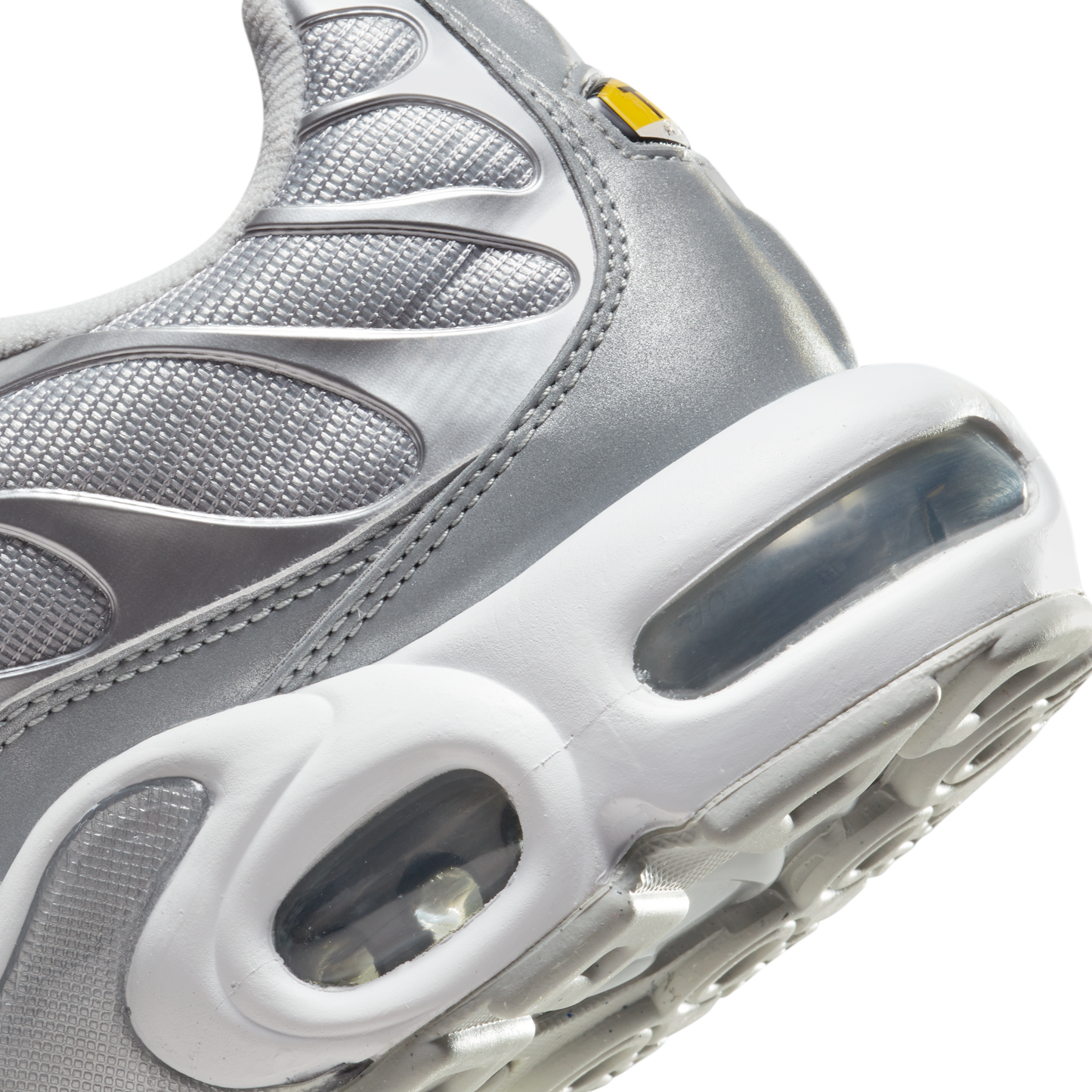 Nike Air Max Plus Metallic Silver
