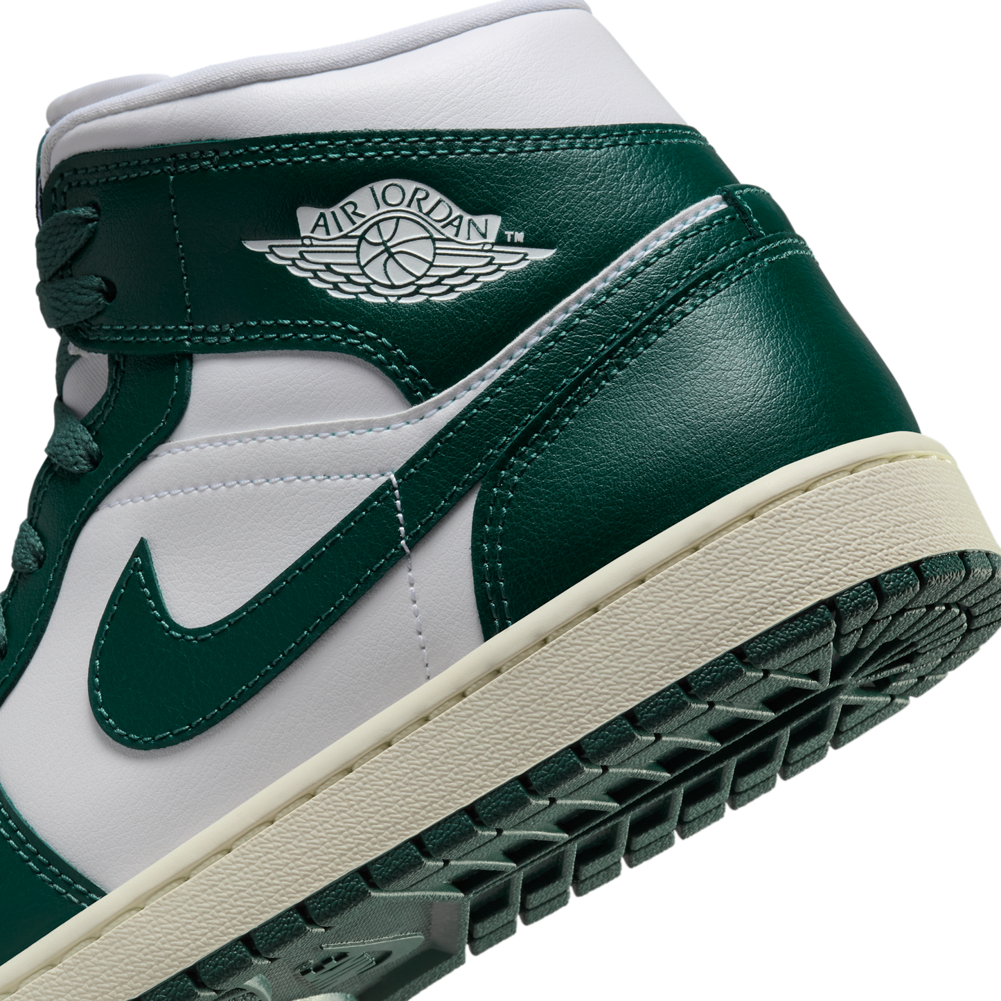 Jordan 1 Mid Oxidised Green (Women's)