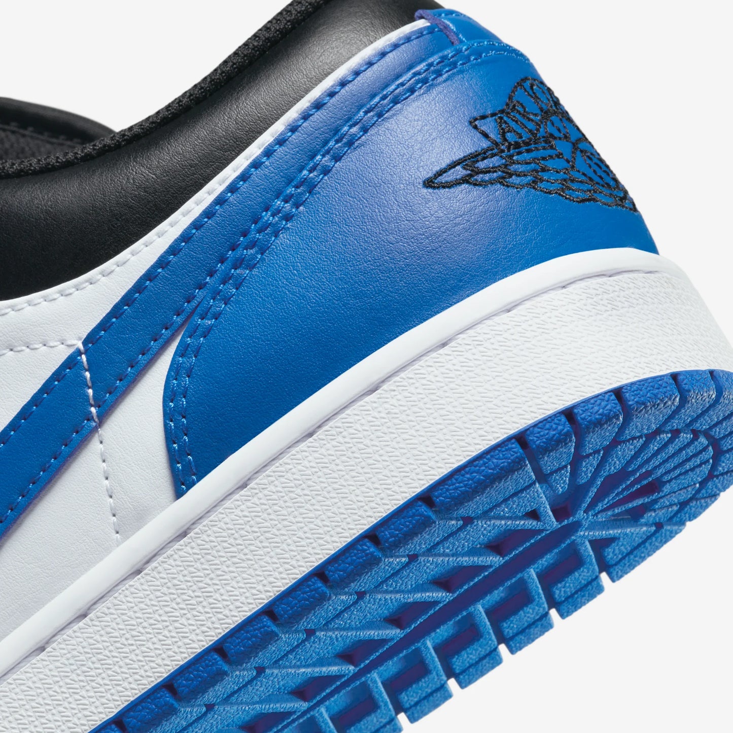 Jordan 1 Low Alternate Royal Toe