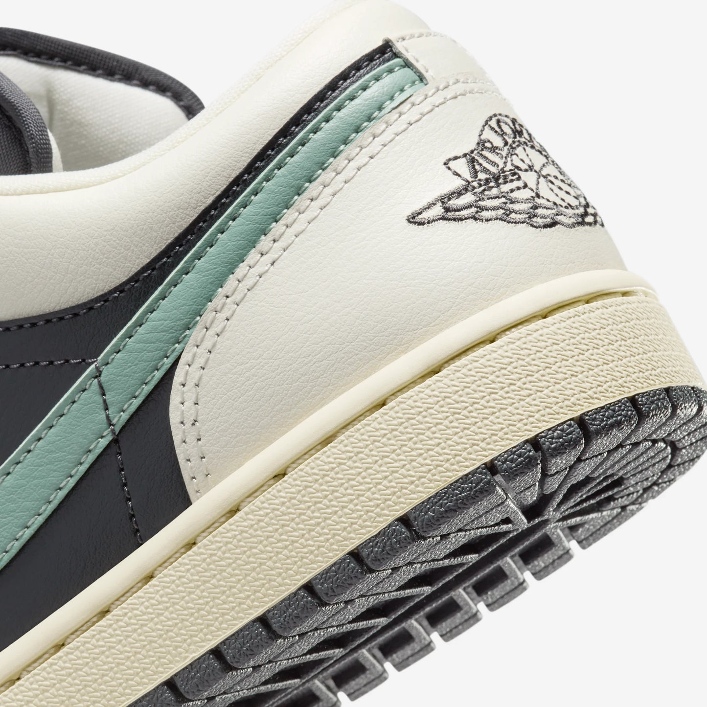 Jordan 1 Low Jade Smoke (Women's)