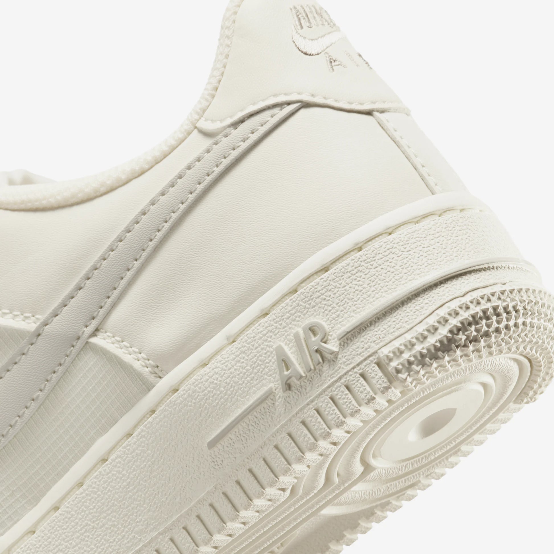 Nike Air Force 1 Low Sail Light Bone (GS)