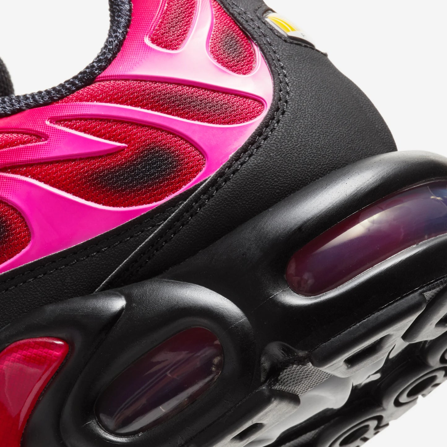 Nike Air Max Plus Supreme University Red