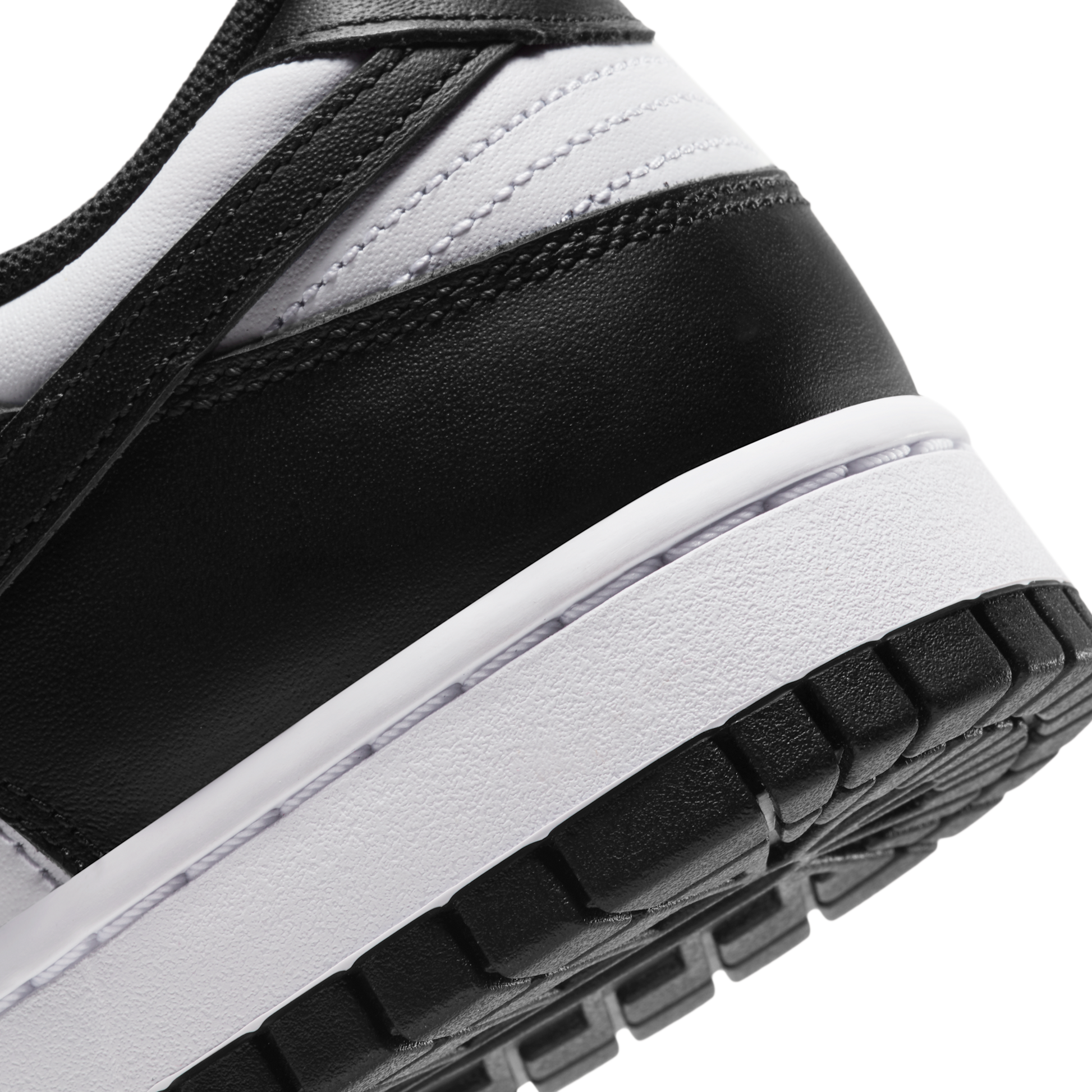 Dunk Low Black White