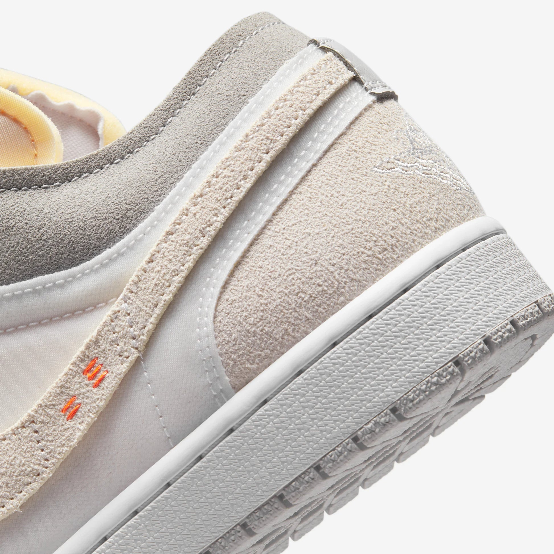 Jordan 1 Low SE Craft Inside Out White Phantom