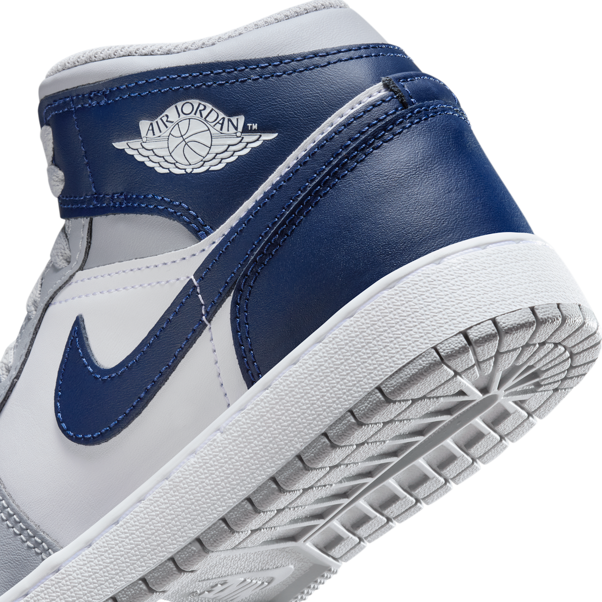 Jordan 1 Mid Wolf Grey Midnight Navy