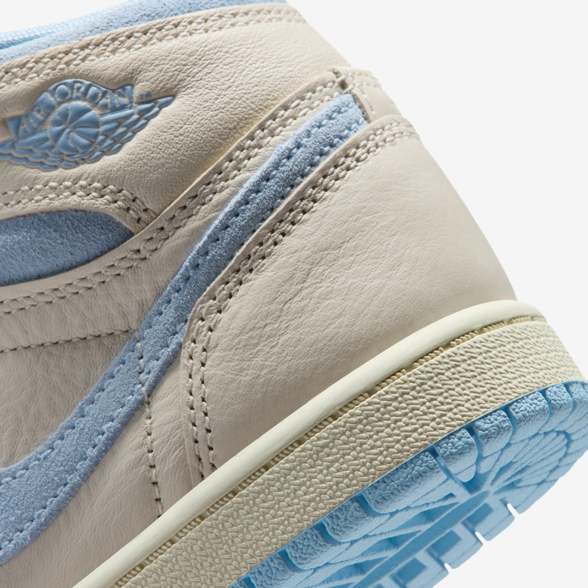 Jordan 1 Retro High OG Pale Ivory Psychic Blue (PS)