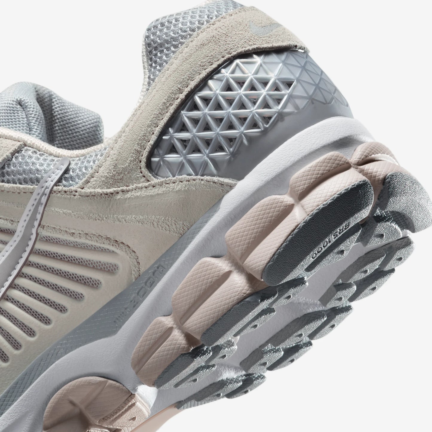 Nike Zoom Vomero 5 Light Orewood Brown Light Smoke Grey