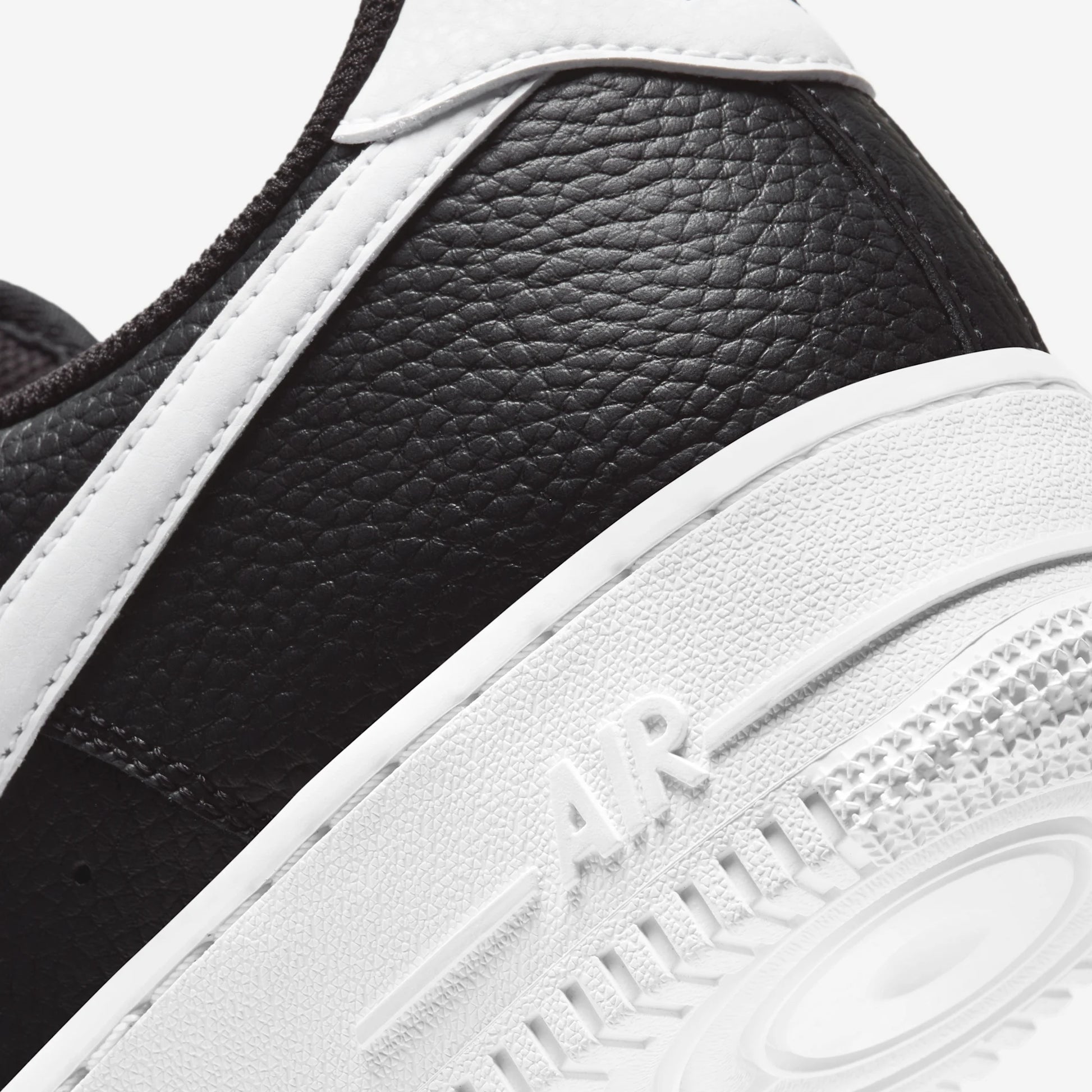 Nike Air Force 1 Low '07 Black White Pebbled Leather