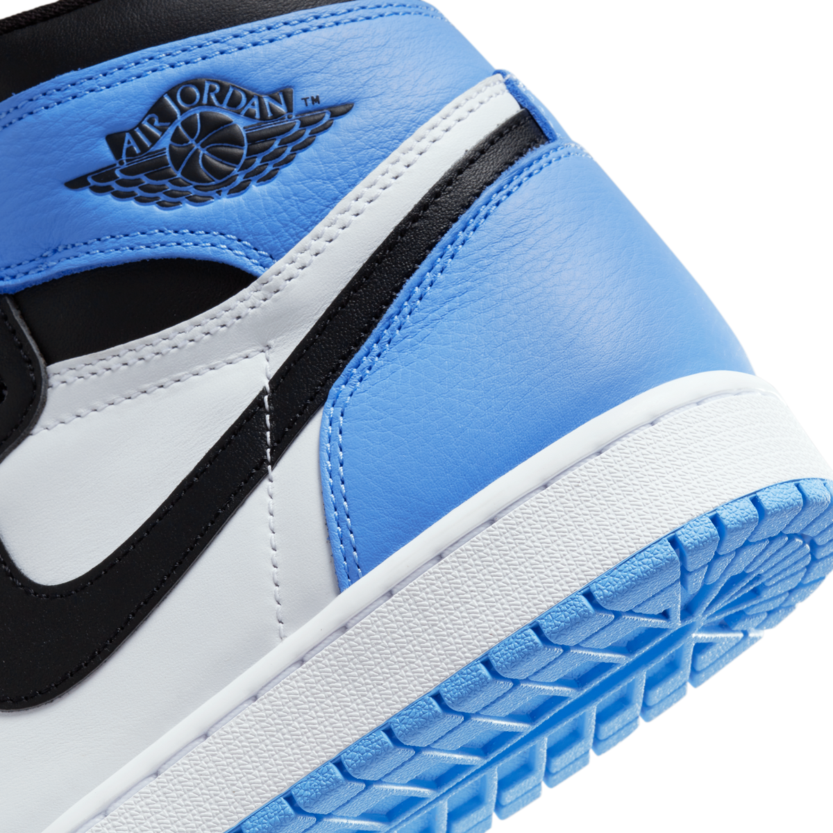 Jordan 1 Retro High OG UNC Toe