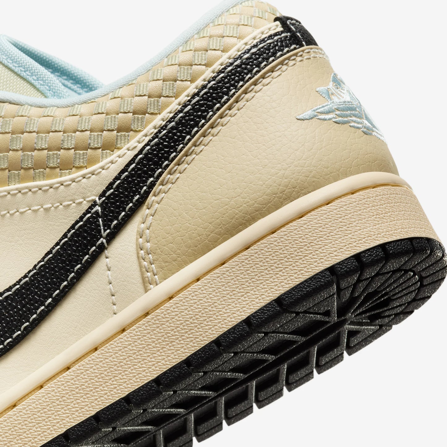 Jordan 1 Low SE Coconut Milk Black Muslin