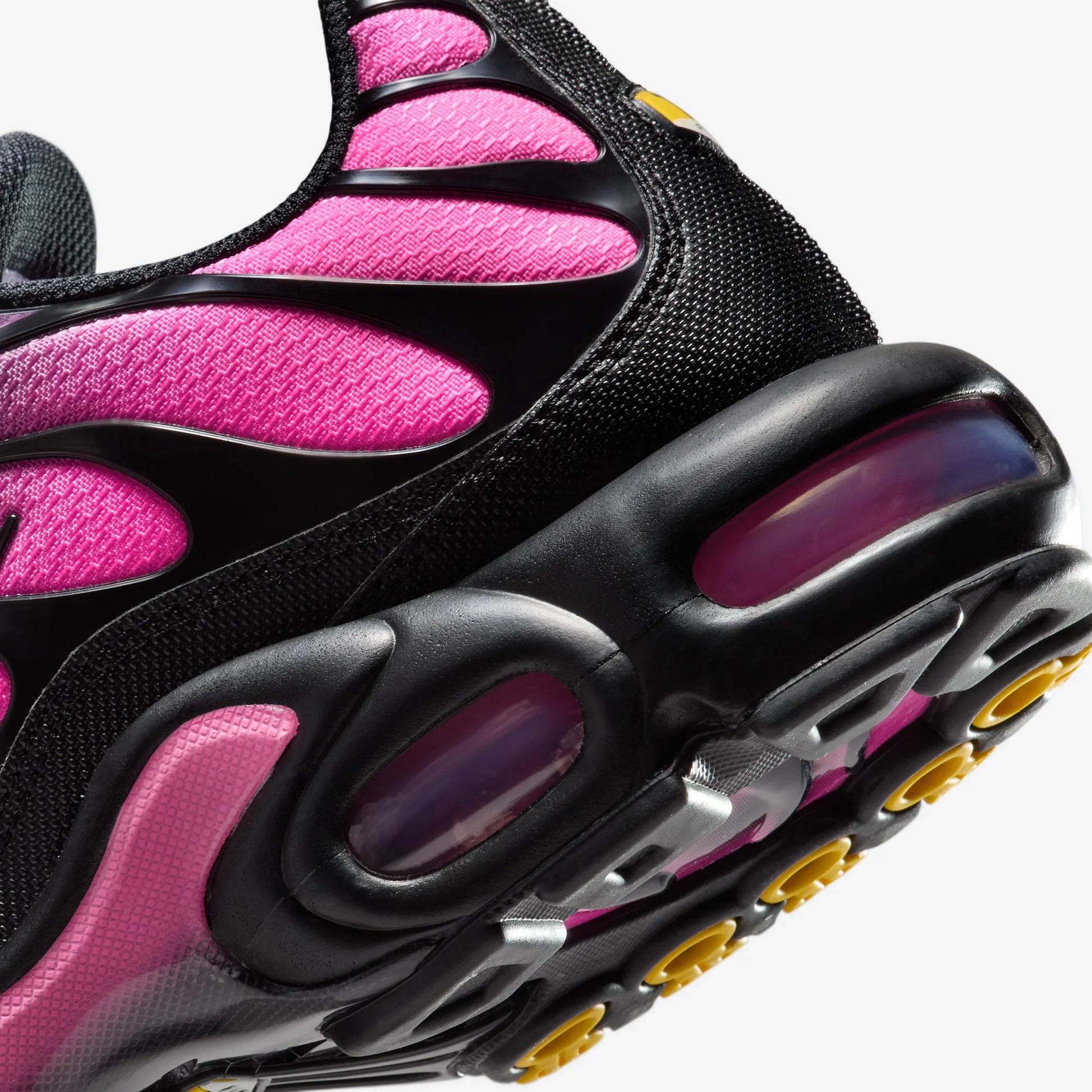 Nike Air Max Plus Black Hyper Pink