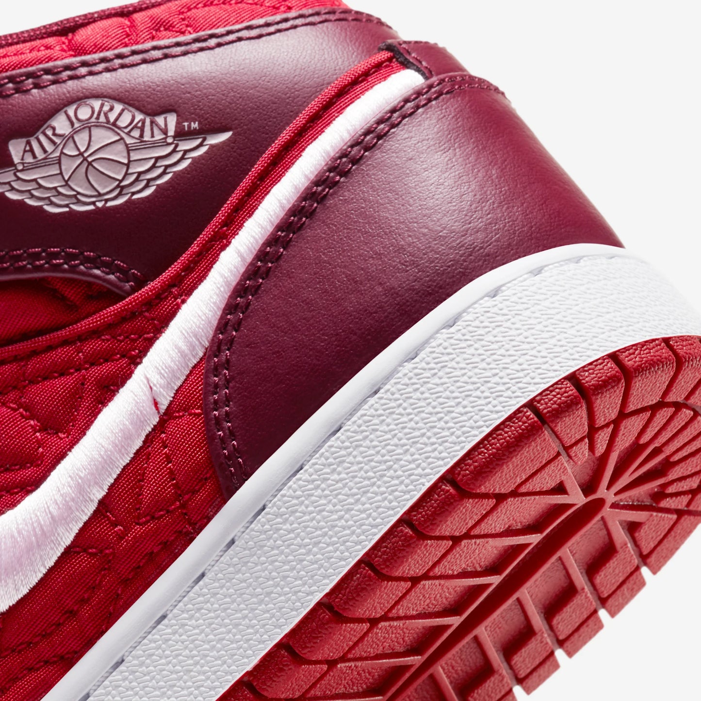 Jordan 1 Mid SE Red Quilt (GS)