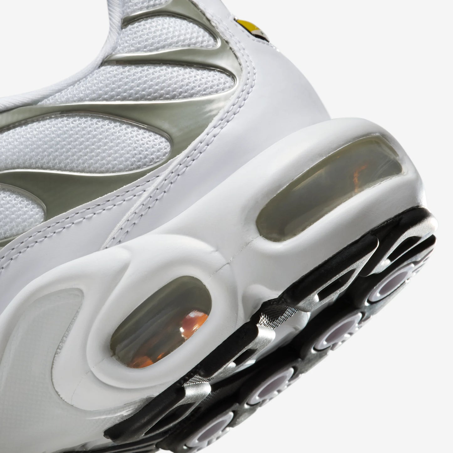 Nike Air Max Plus SE White Metallic Silver (Women's)