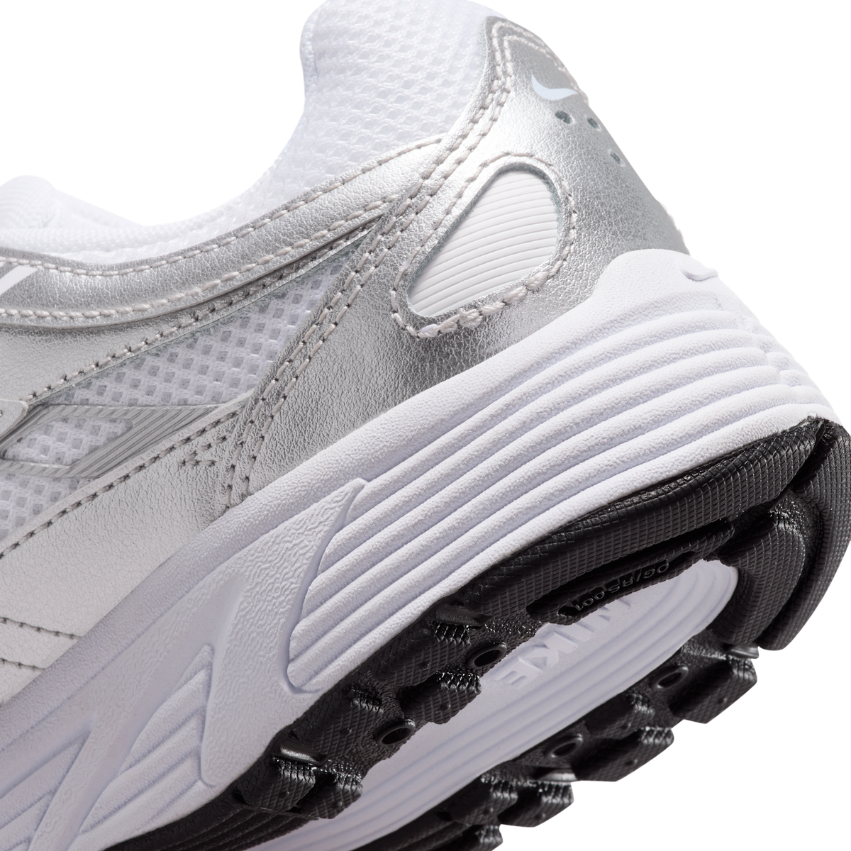 Nike P-6000 White Metallic Silver (GS)