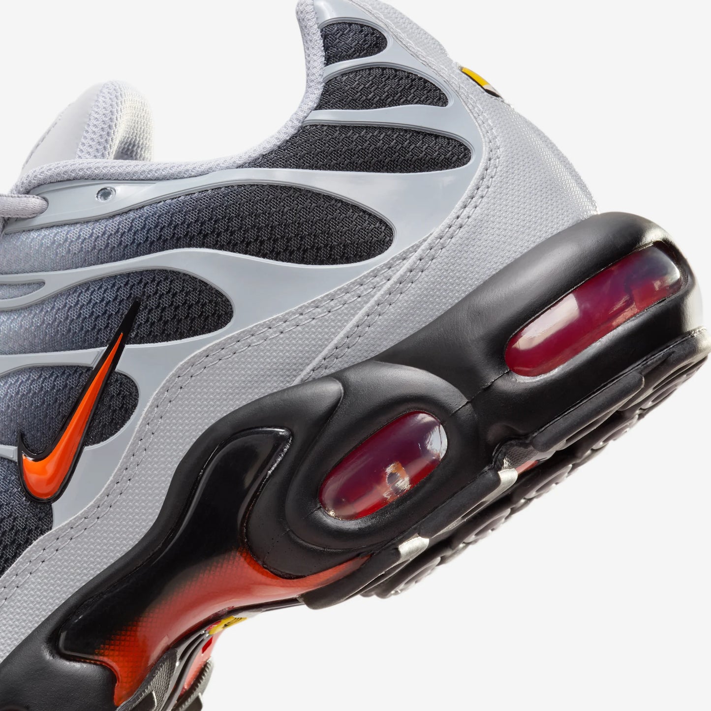 Nike Air Max Plus Wolf Grey Picante Red