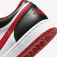 Jordan 1 Low Bulls