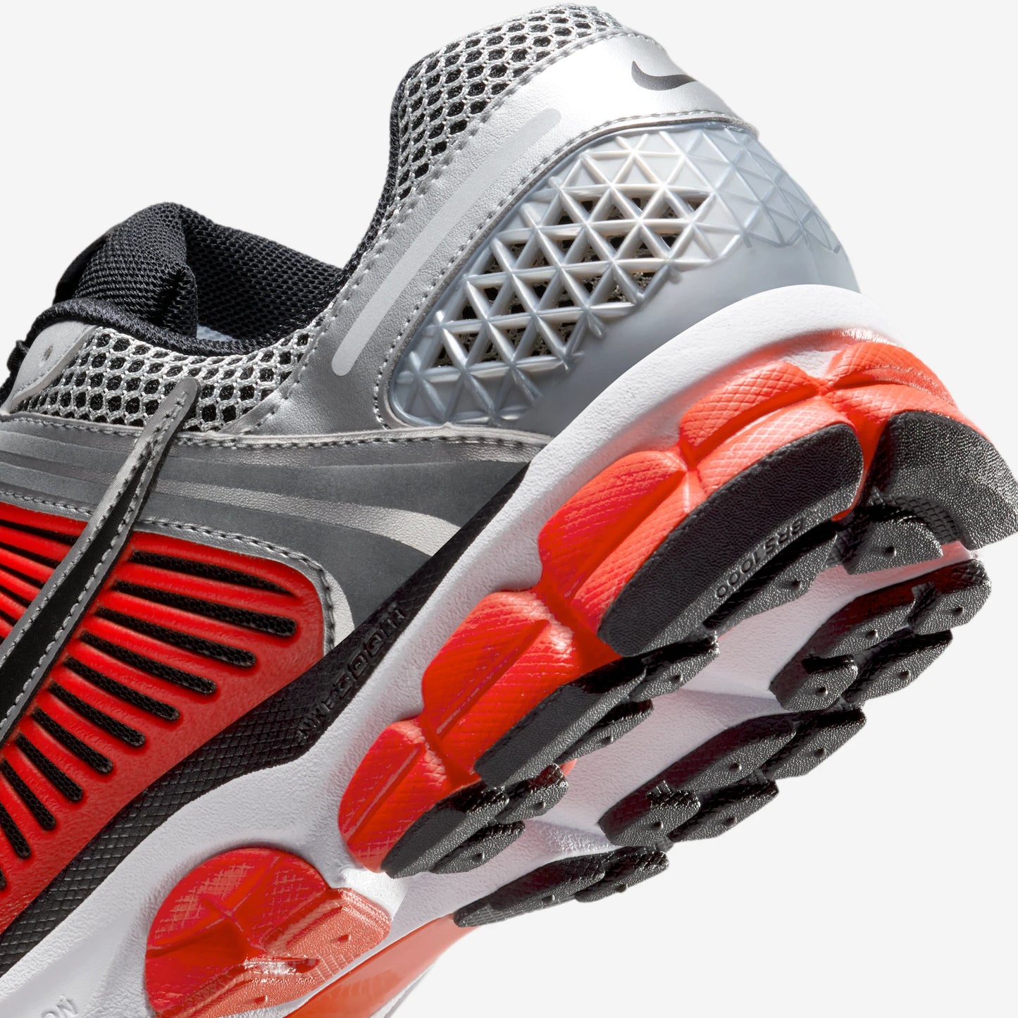 Nike Zoom Vomero 5 Bright Crimson Metallic Silver
