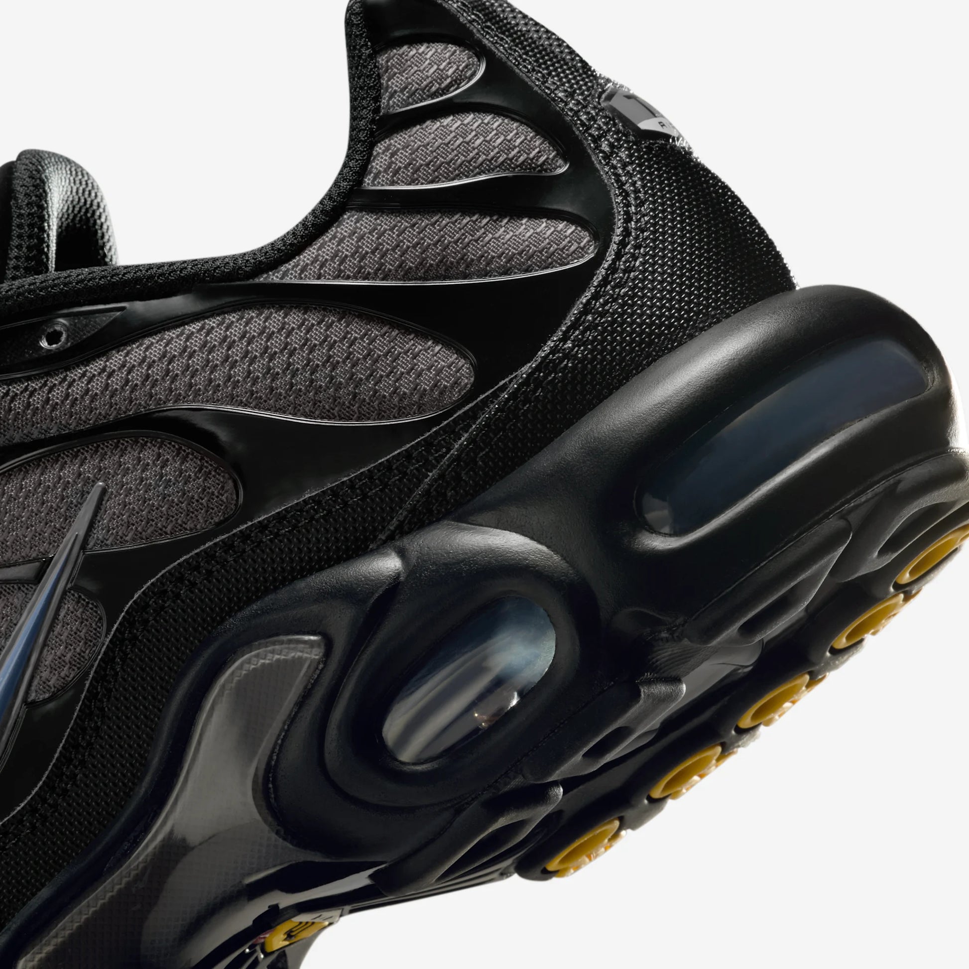 Nike Air Max Plus Black Diffused Blue