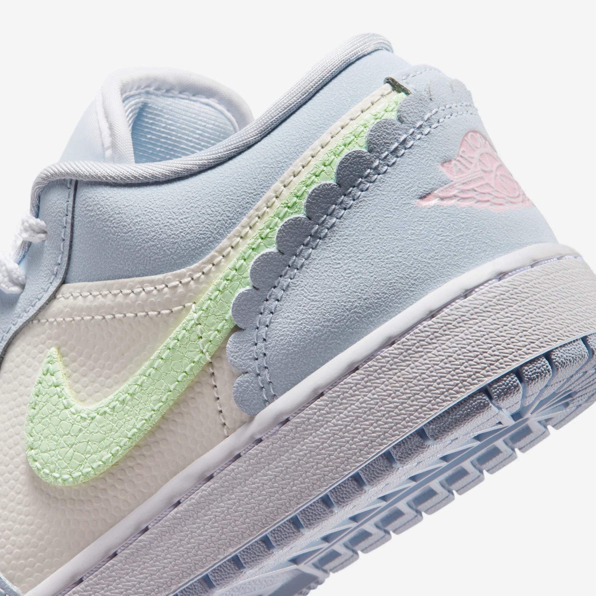 Jordan 1 Low SE Half Blue Sail Vapor Green (GS)